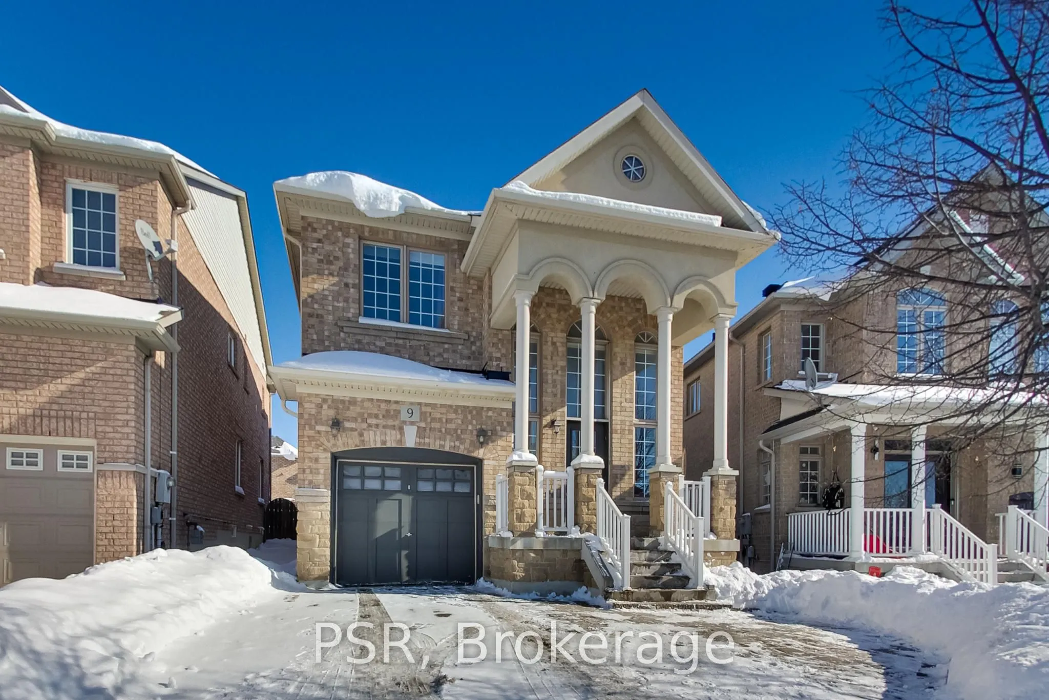 9 White Beach Crescent