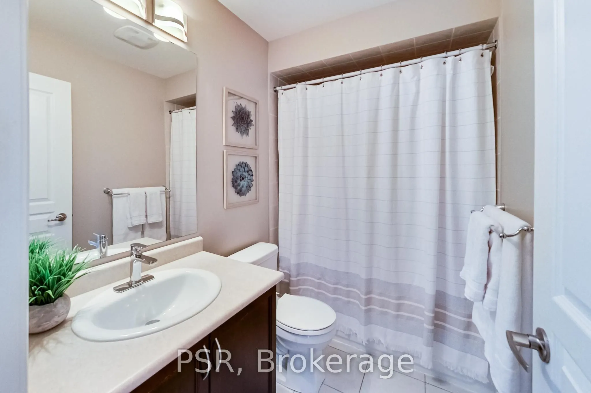 9 White Beach Crescent
