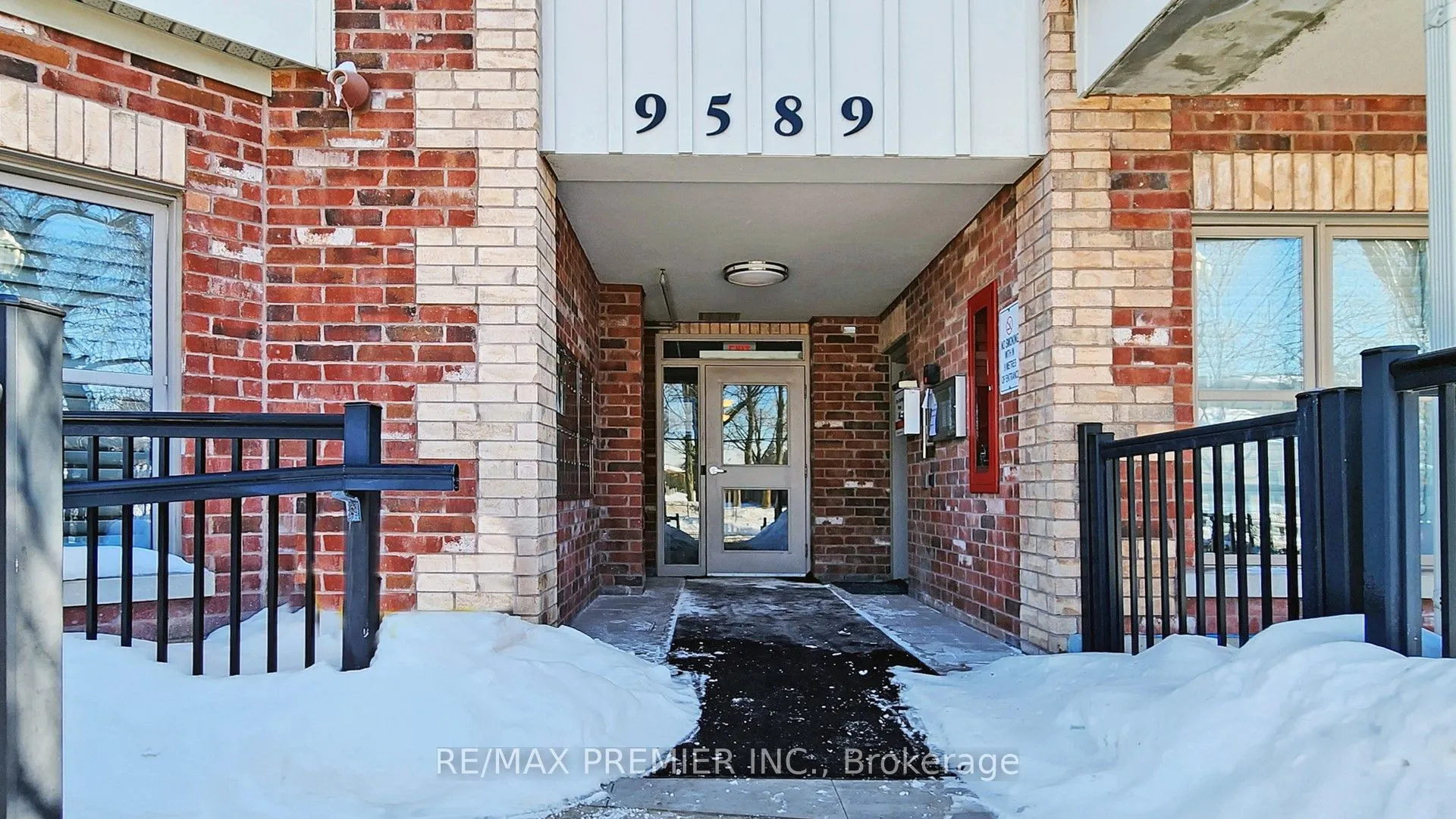 9589 Keele Street #106