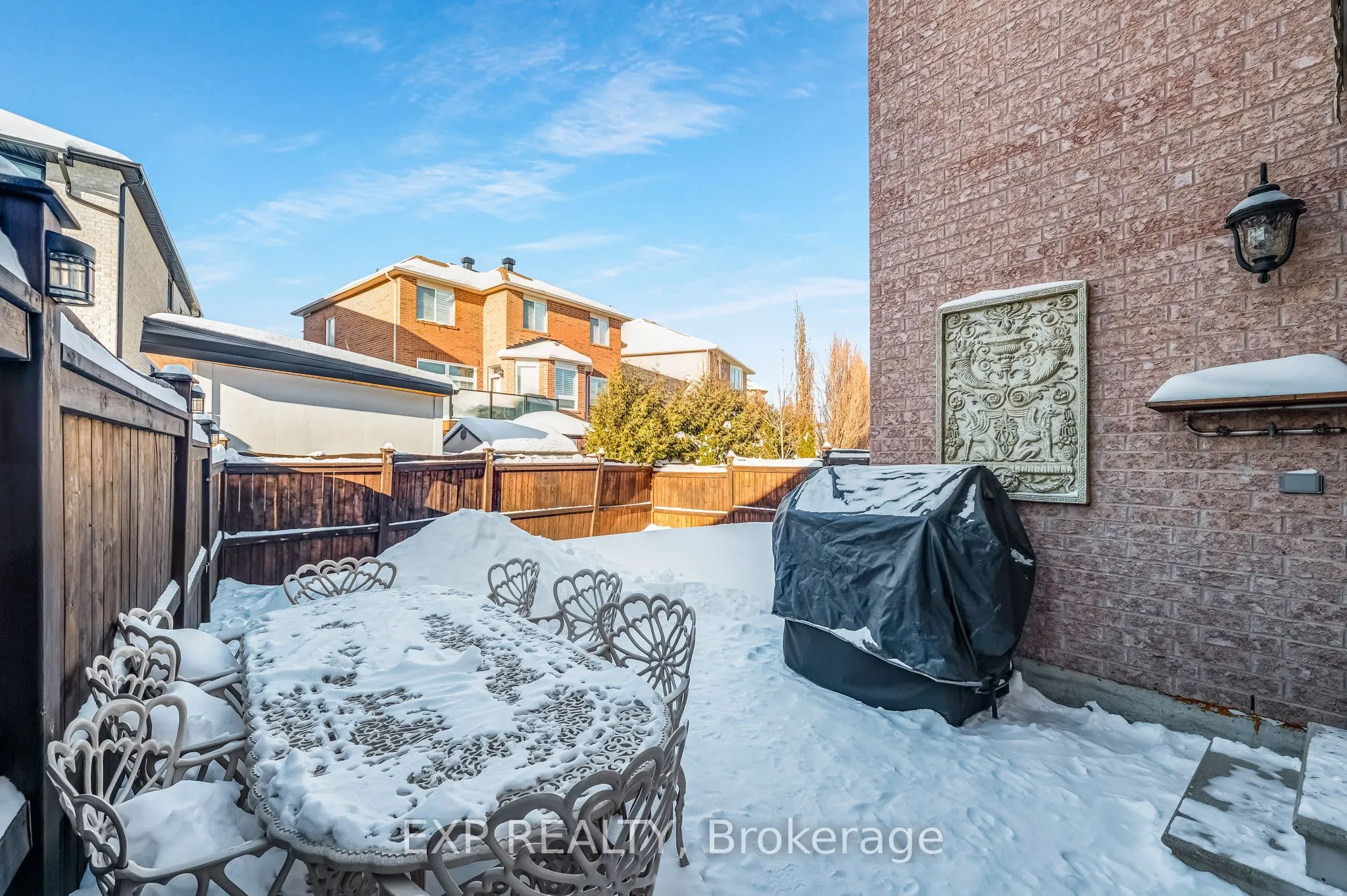 166 Worthington Avenue