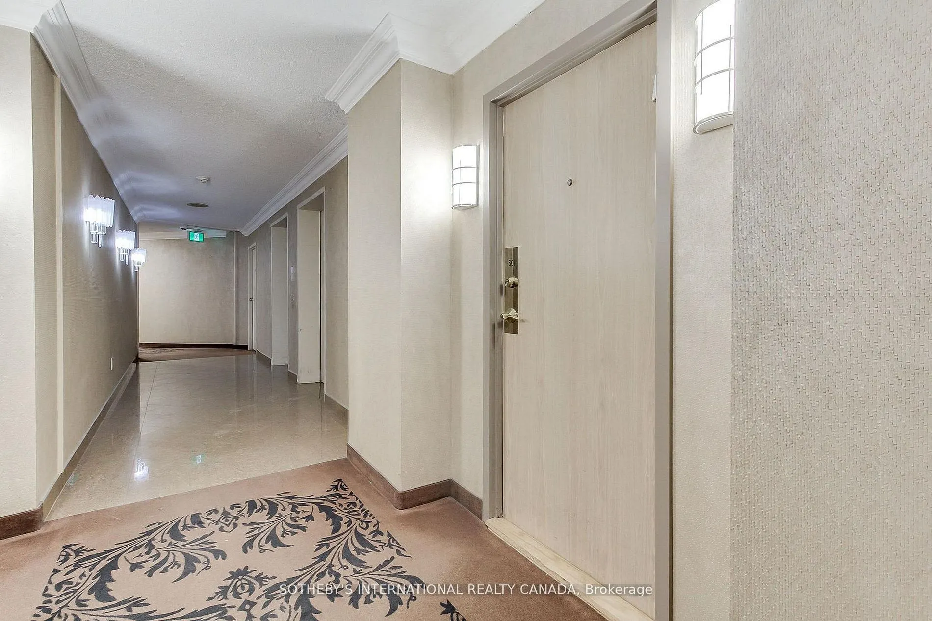 40 Harding Boulevard W #301