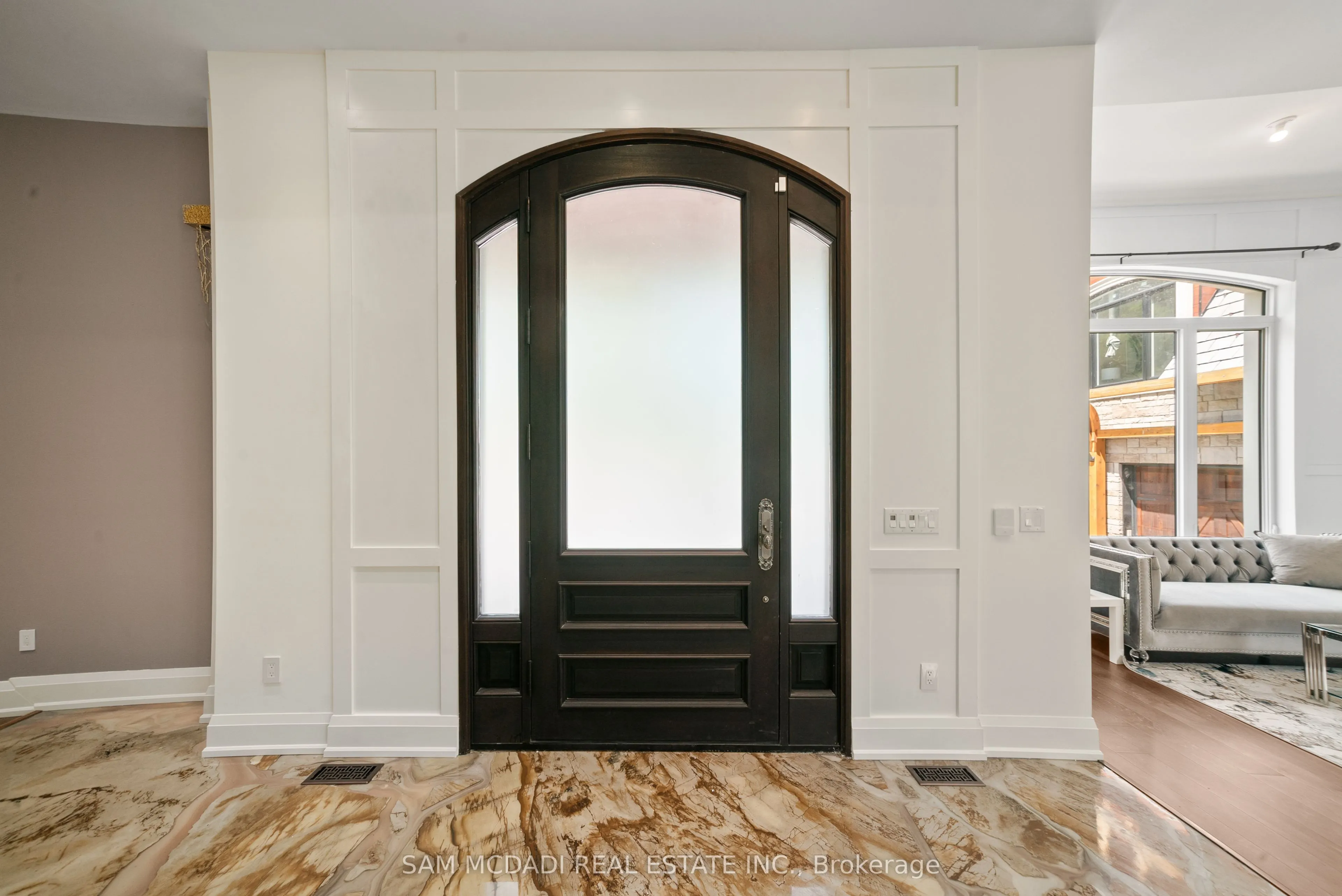 15 Glenview Heights Lane