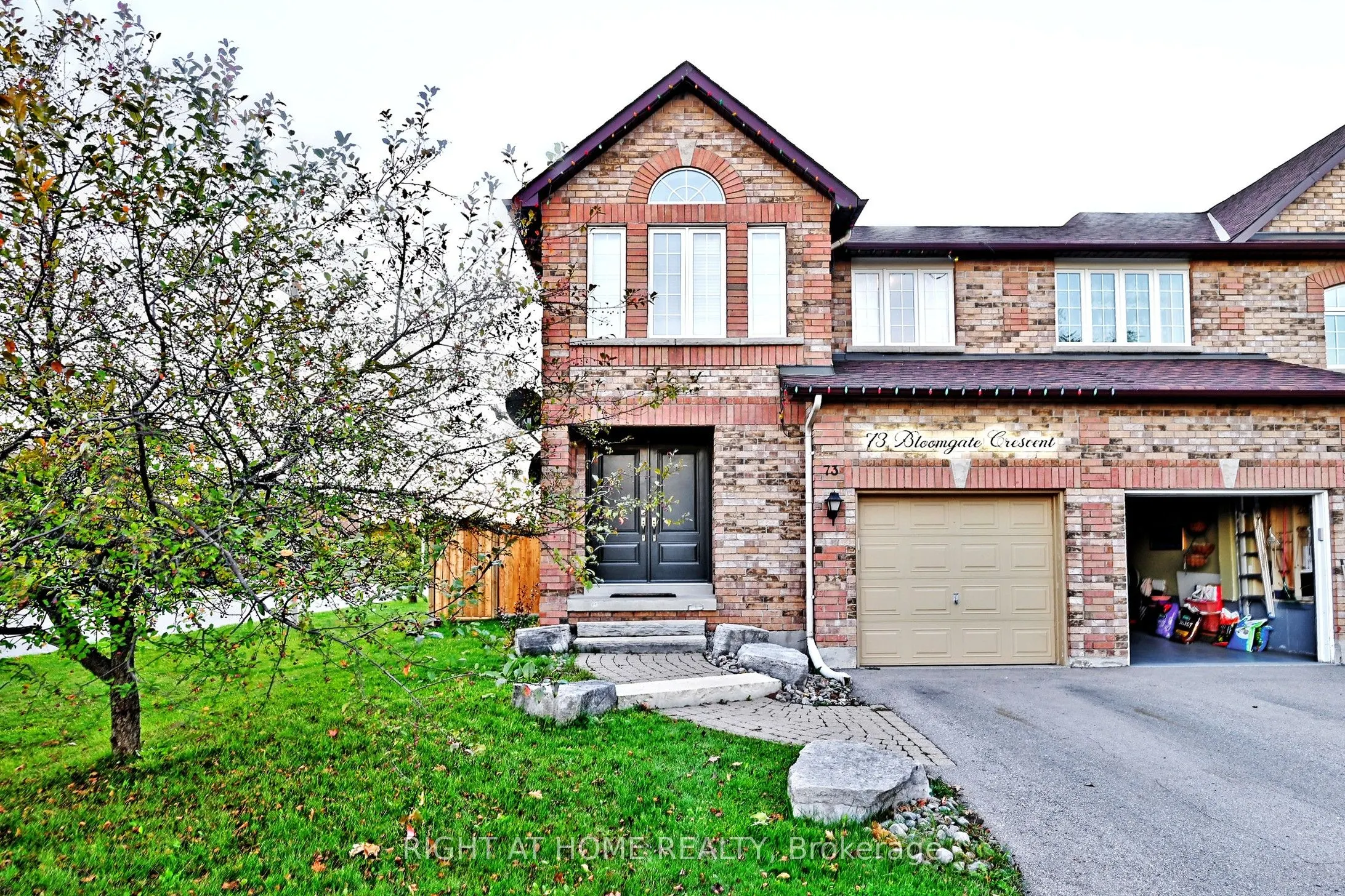 73 Bloomgate Crescent