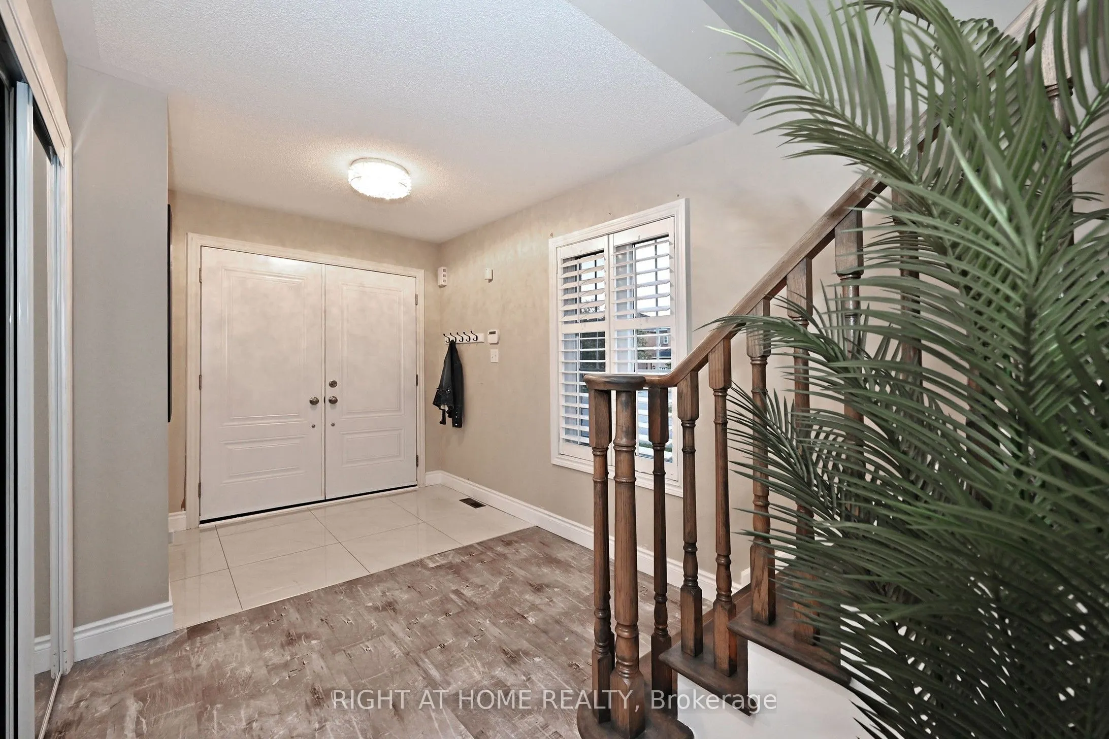 73 Bloomgate Crescent