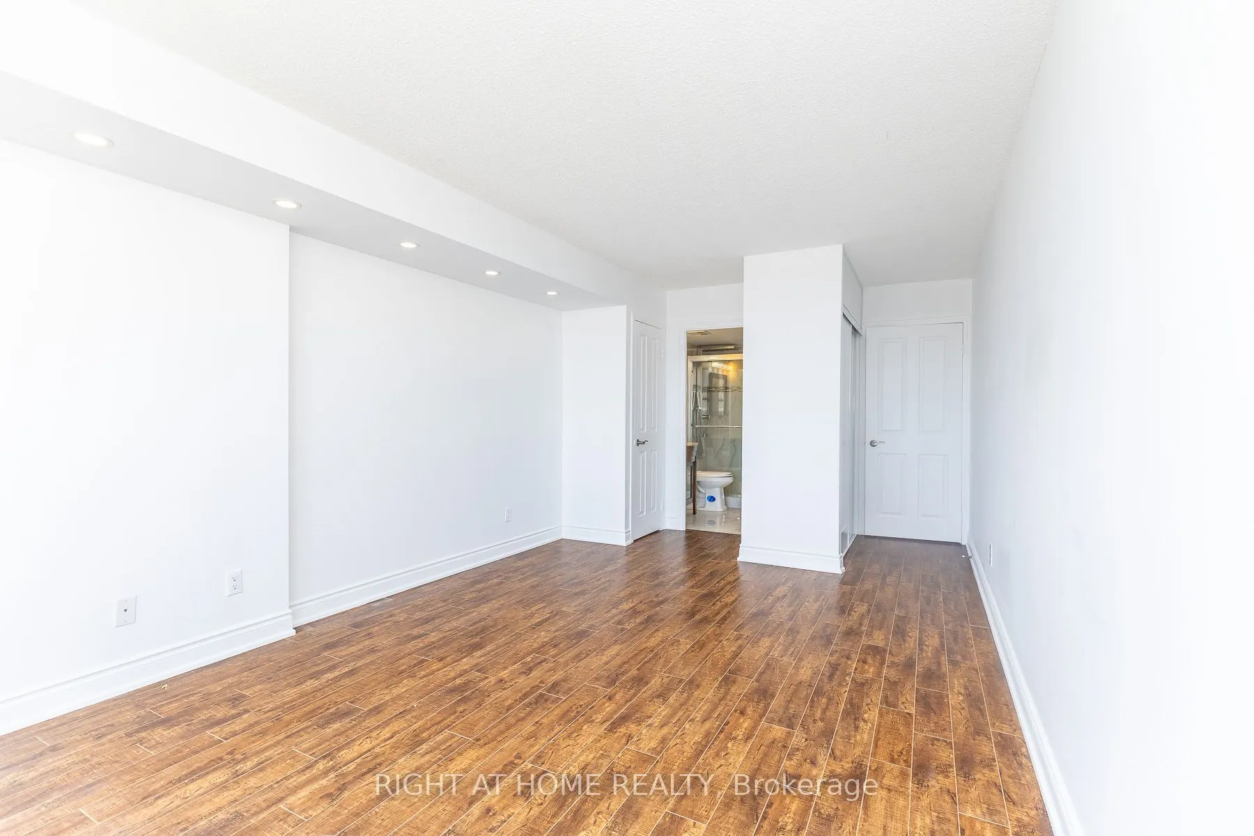 120 Promenade Circle #1001