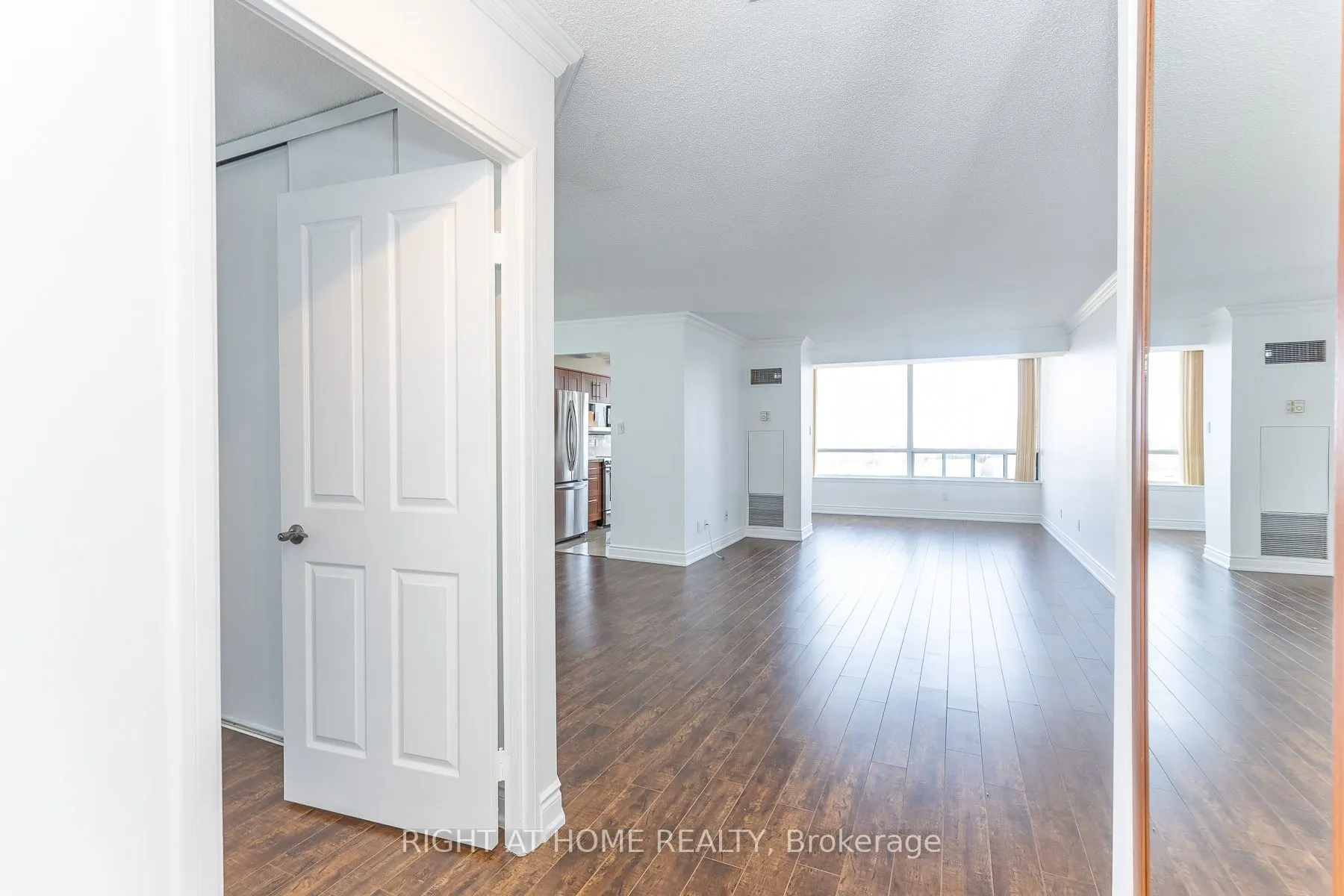 120 Promenade Circle #1001
