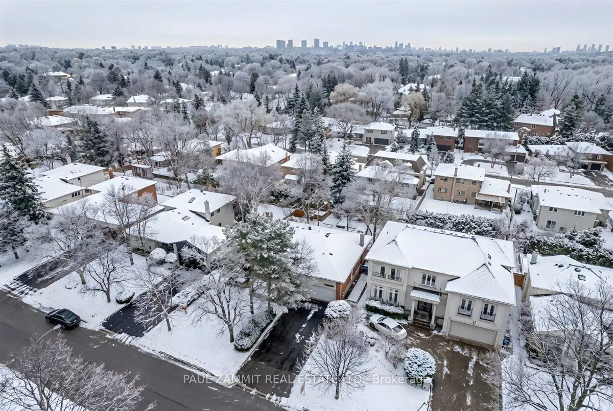47 Ladyslipper Court