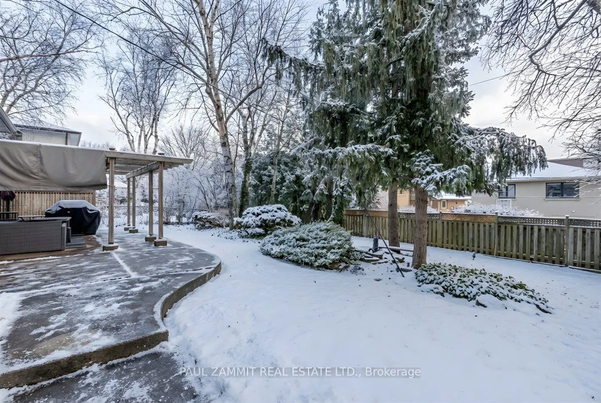 47 Ladyslipper Court