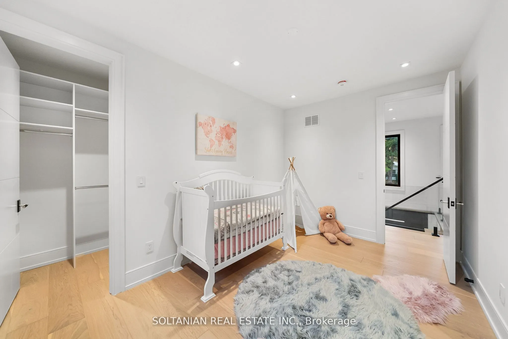 98 Babcombe Drive