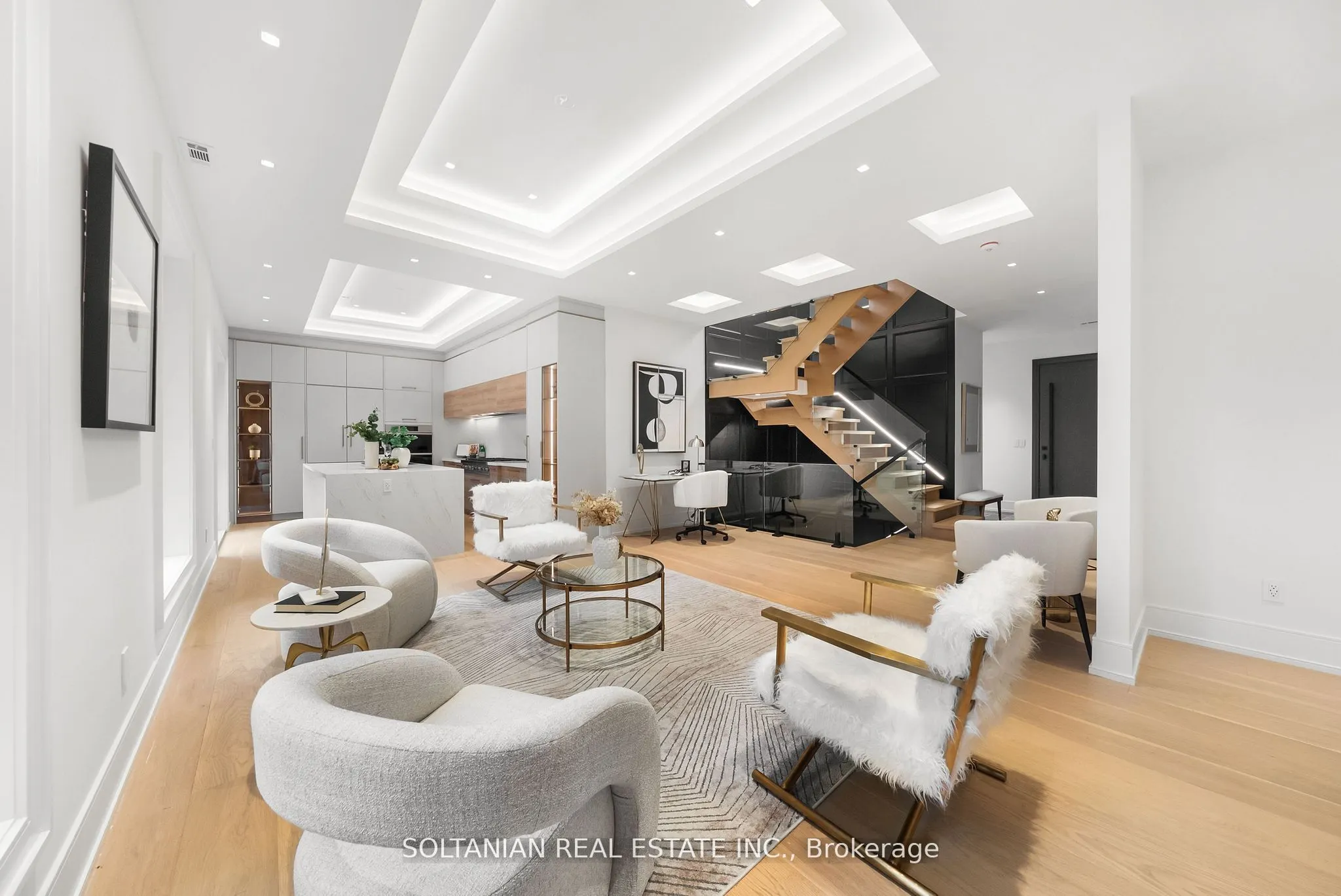 98 Babcombe Drive