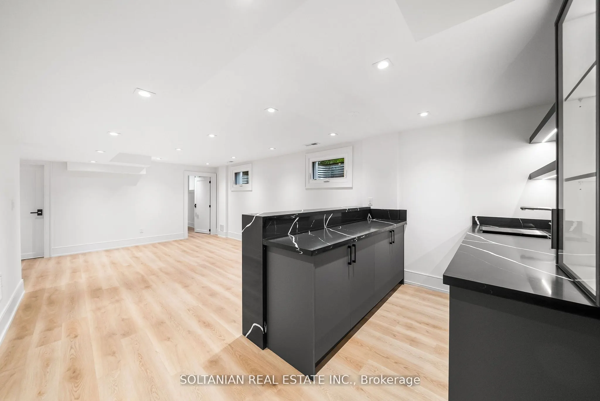 98 Babcombe Drive