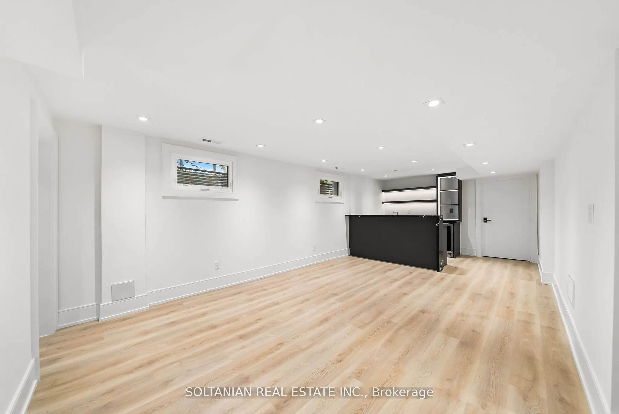 98 Babcombe Drive