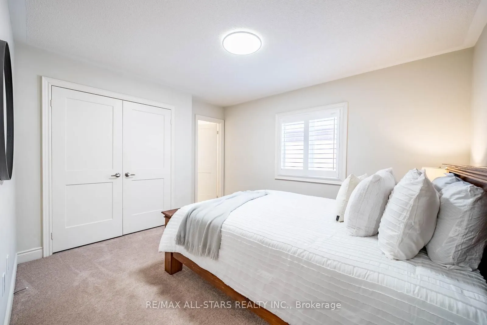 170 Fallharvest Way