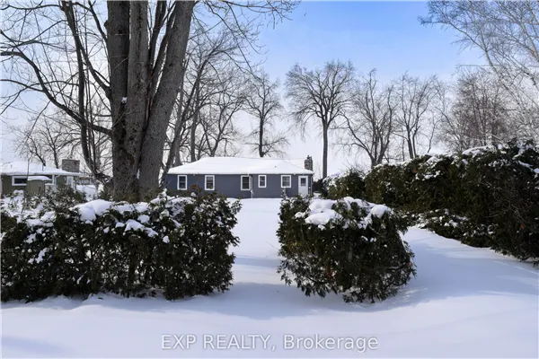 28 McRae Beach Road S