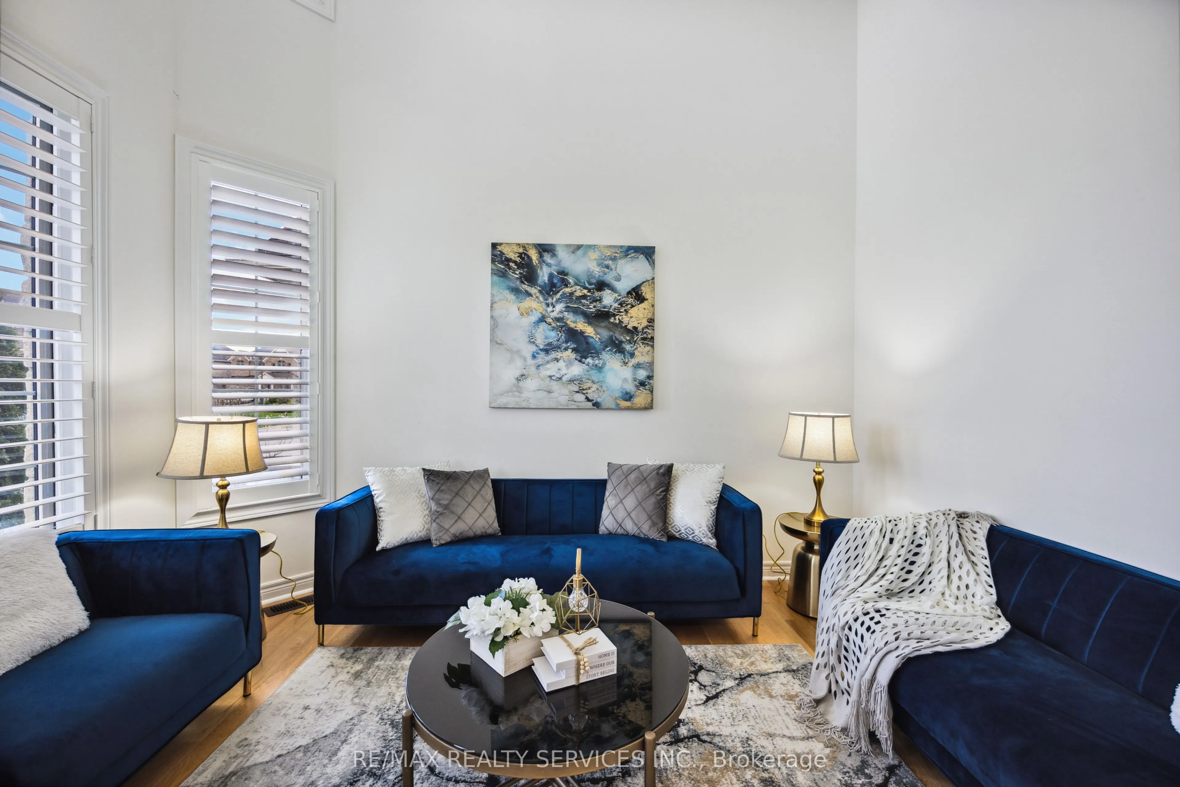 104 Sharpe Crescent