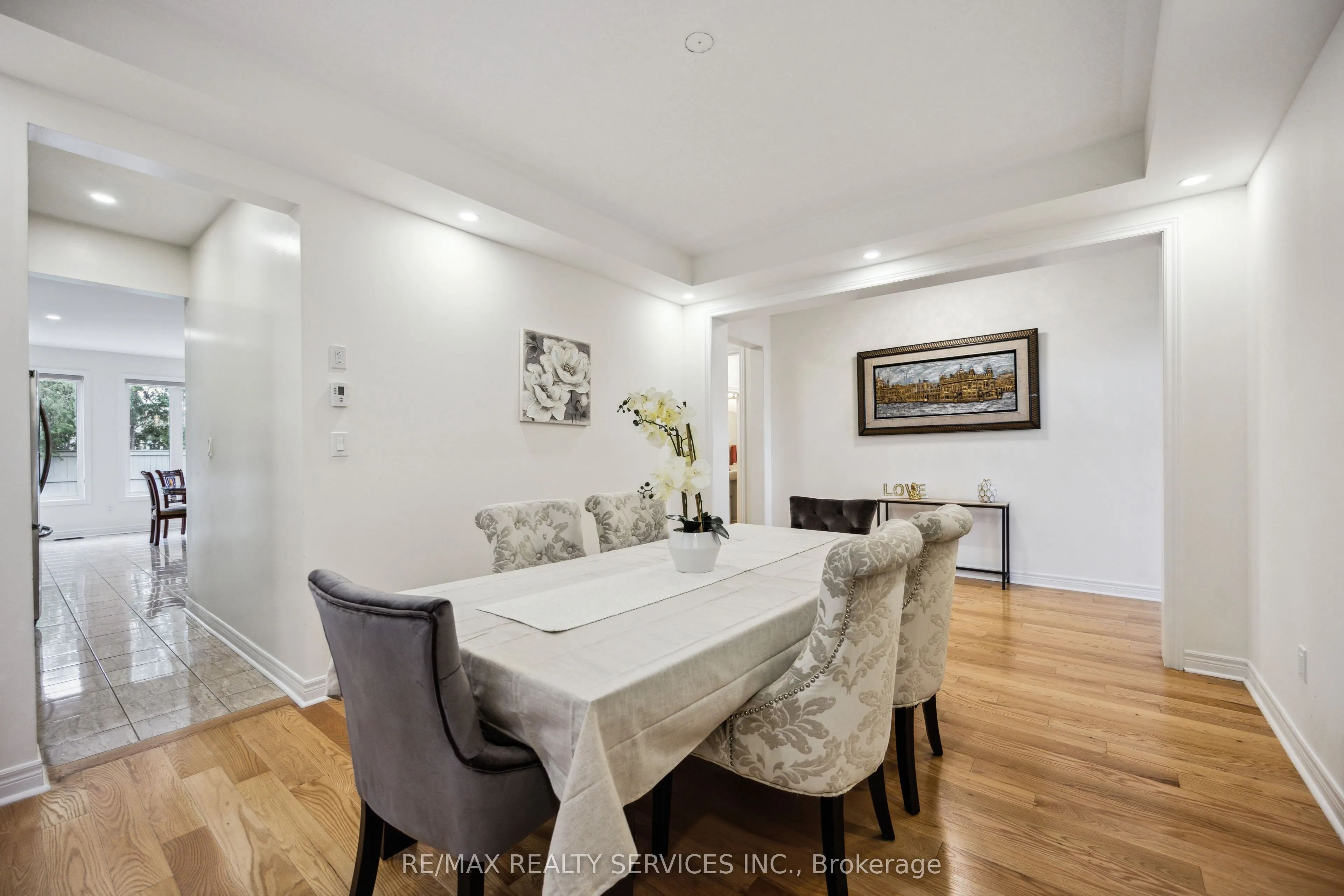104 Sharpe Crescent