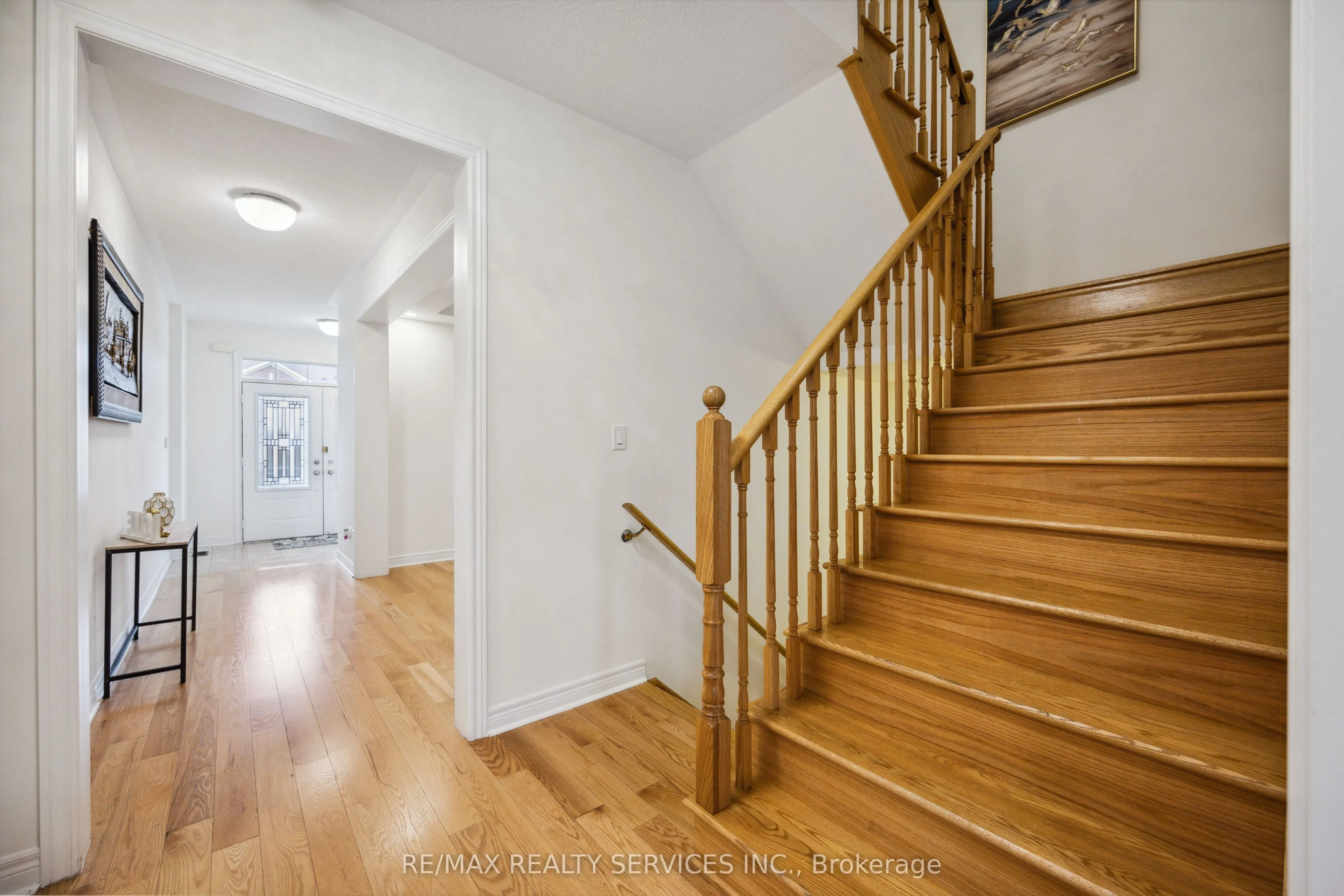 104 Sharpe Crescent