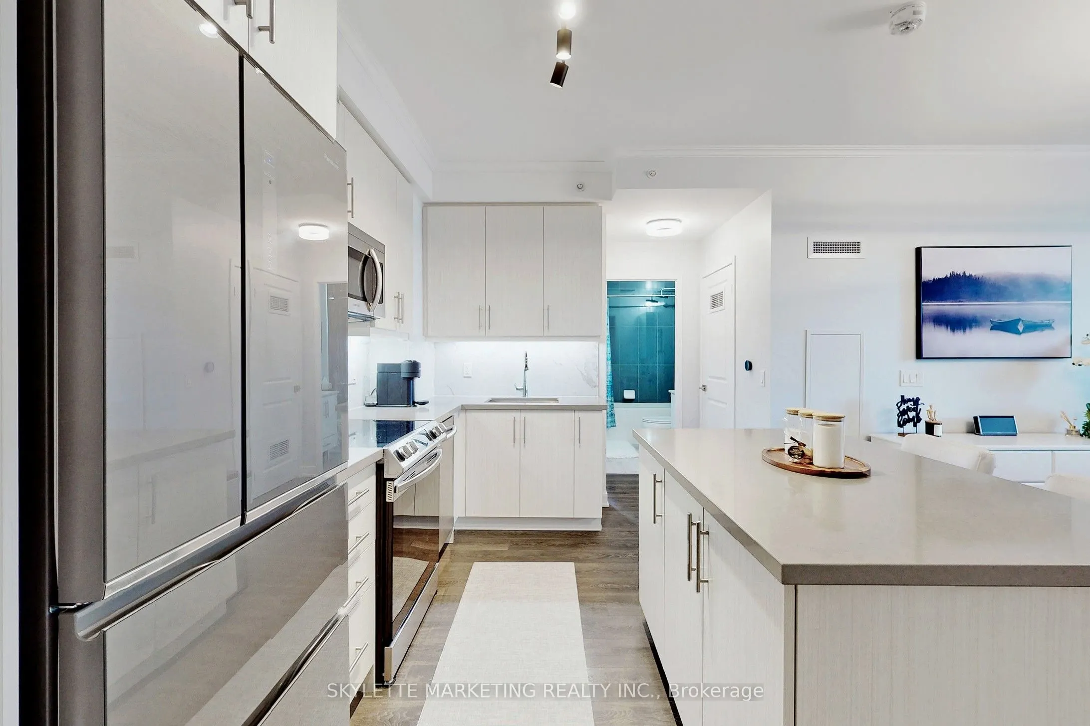 75 Oneida Crescent #410