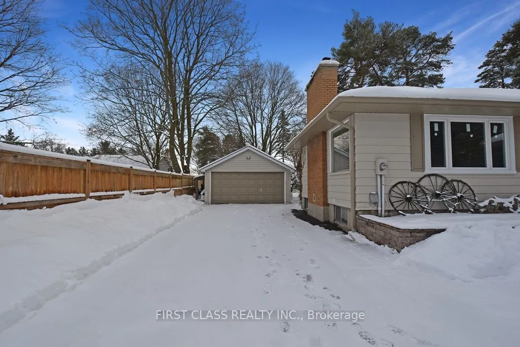 5373 Aurora Road
