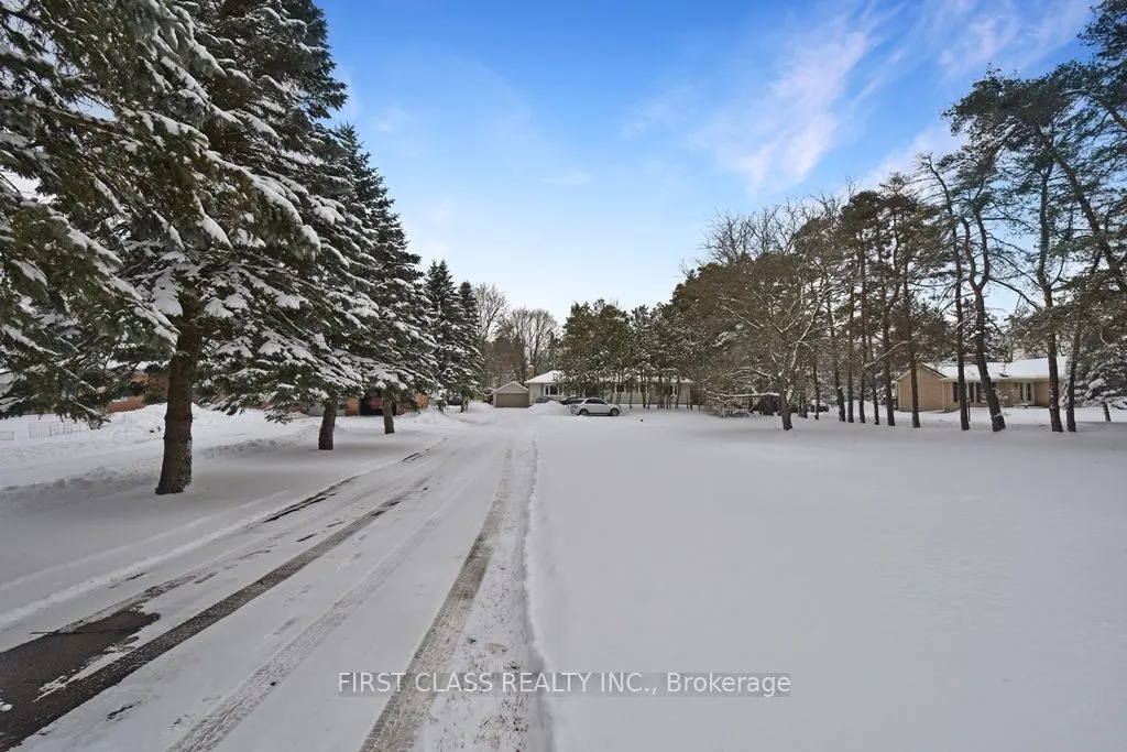 5373 Aurora Road