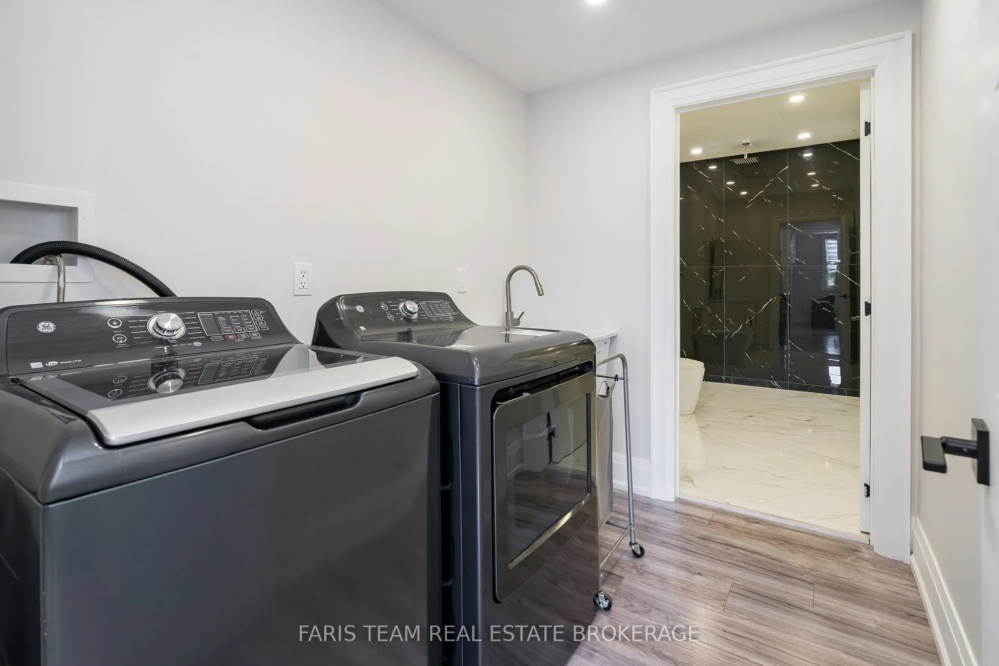 7 Golfview Boulevard