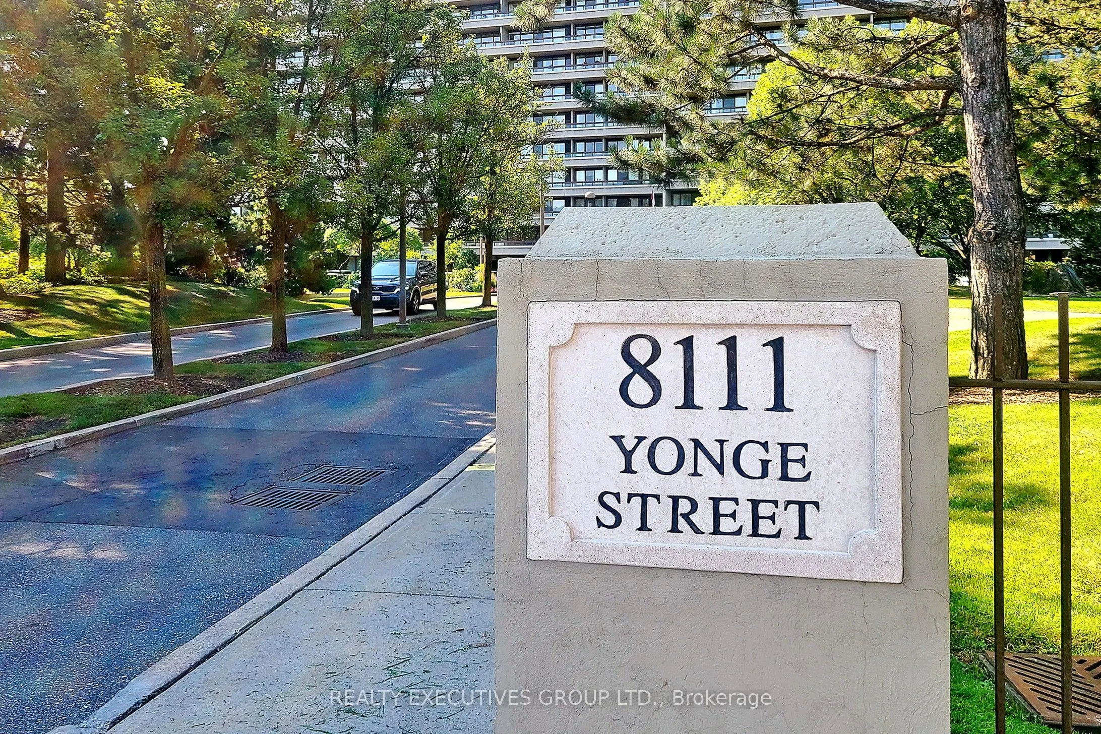 8111 Yonge Street #1403
