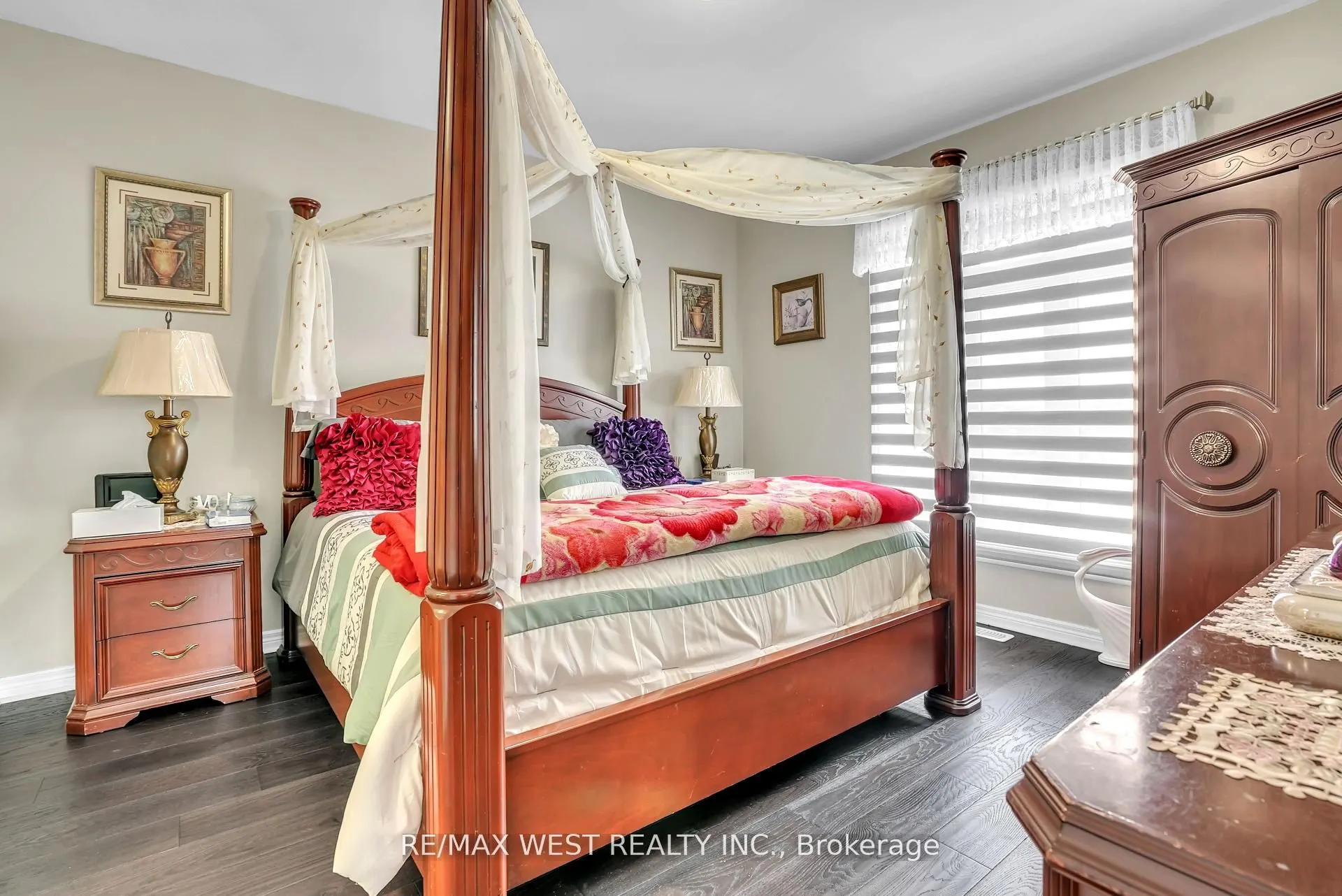 126 Kingsmere Crescent