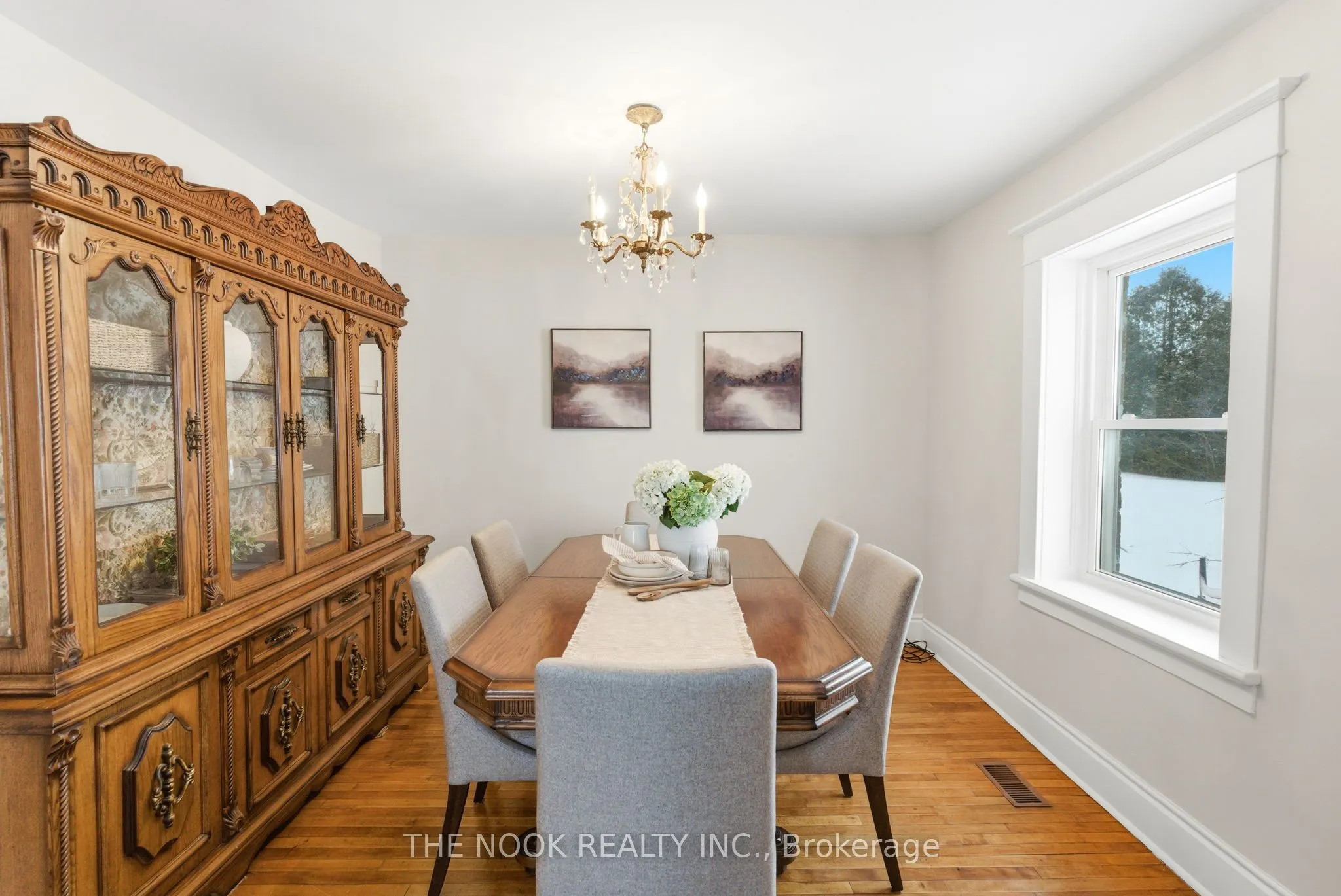 1245 Concession 3 Road