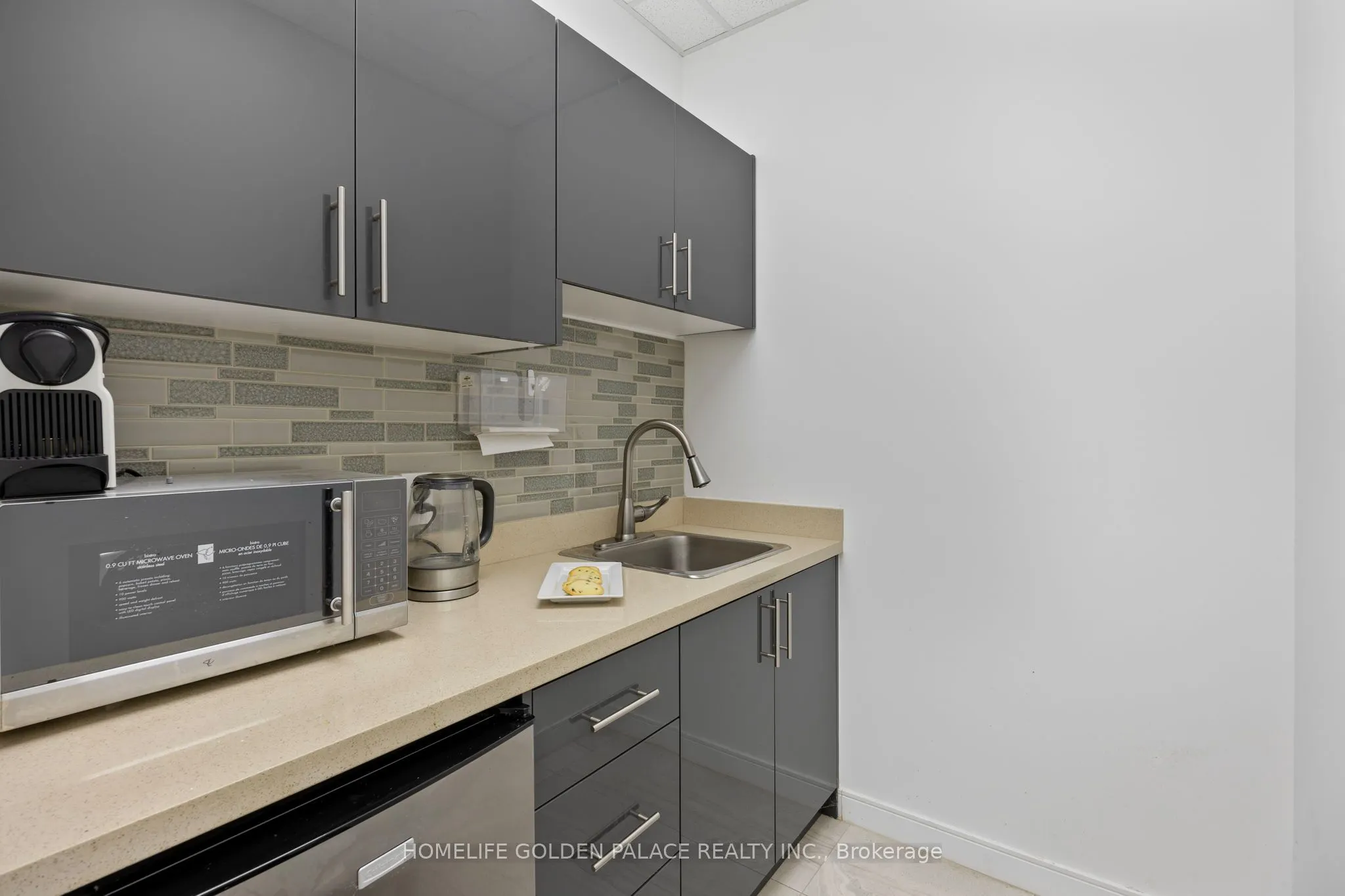 9610 Yonge Street #A7