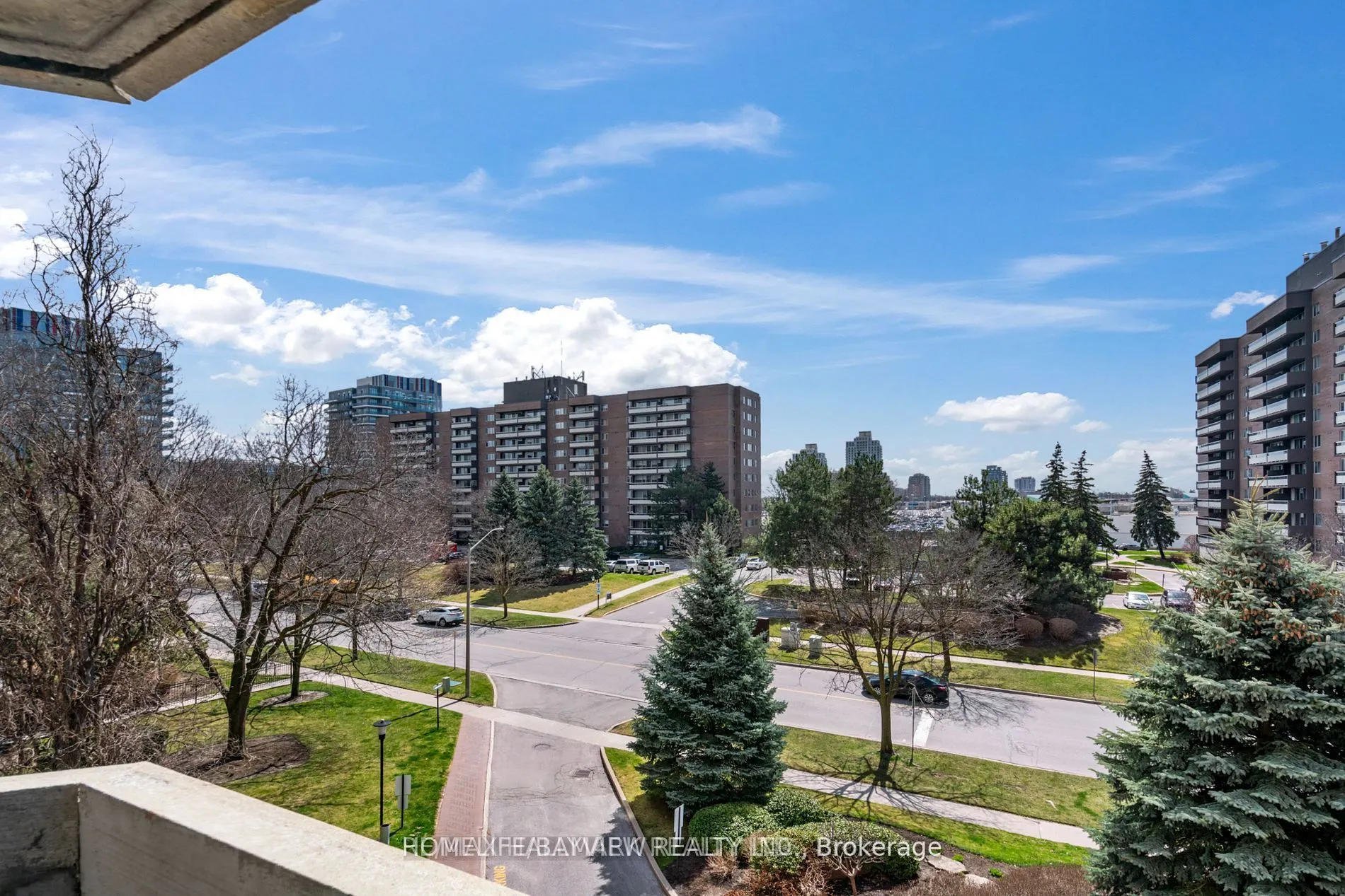 40 Baif Boulevard #406