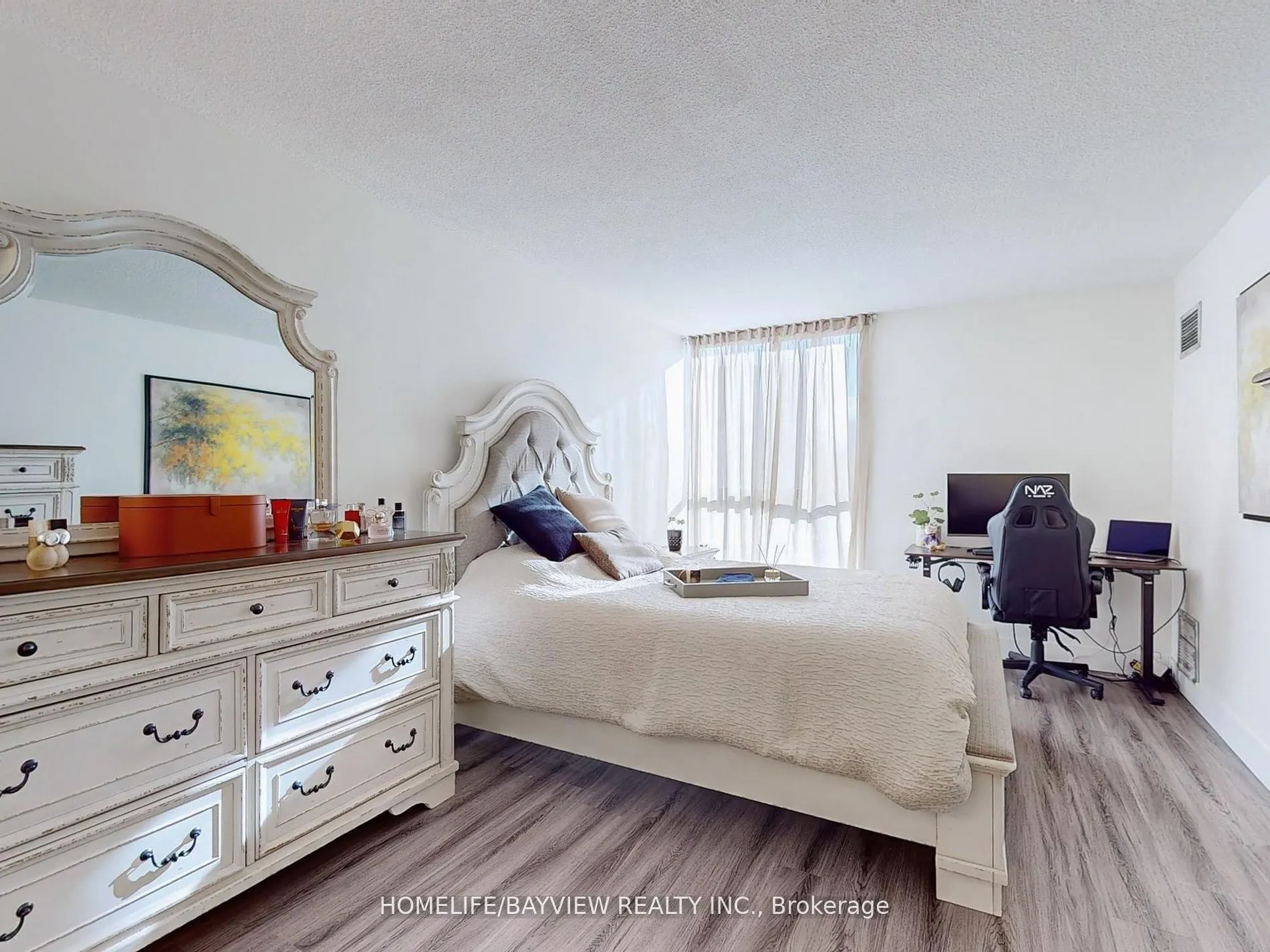 40 Baif Boulevard #406