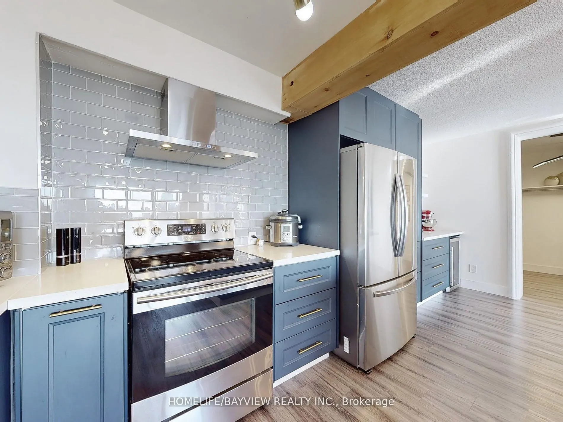 40 Baif Boulevard #406