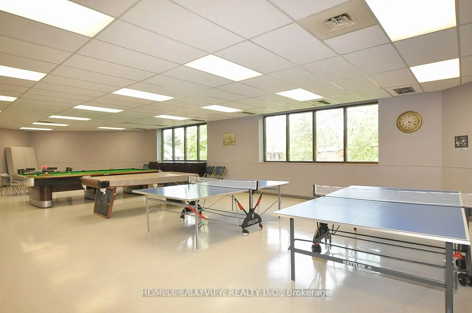 40 Baif Boulevard #406