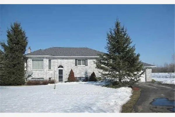 7093 Concession 3 Road