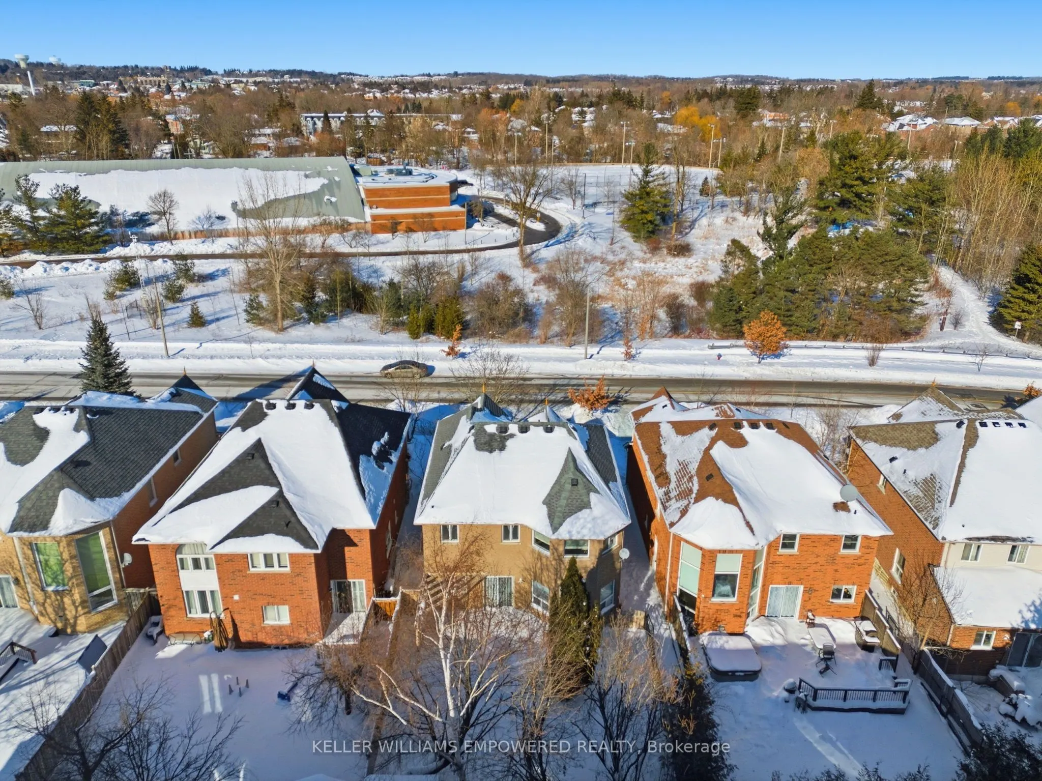 81 Old Colony Road