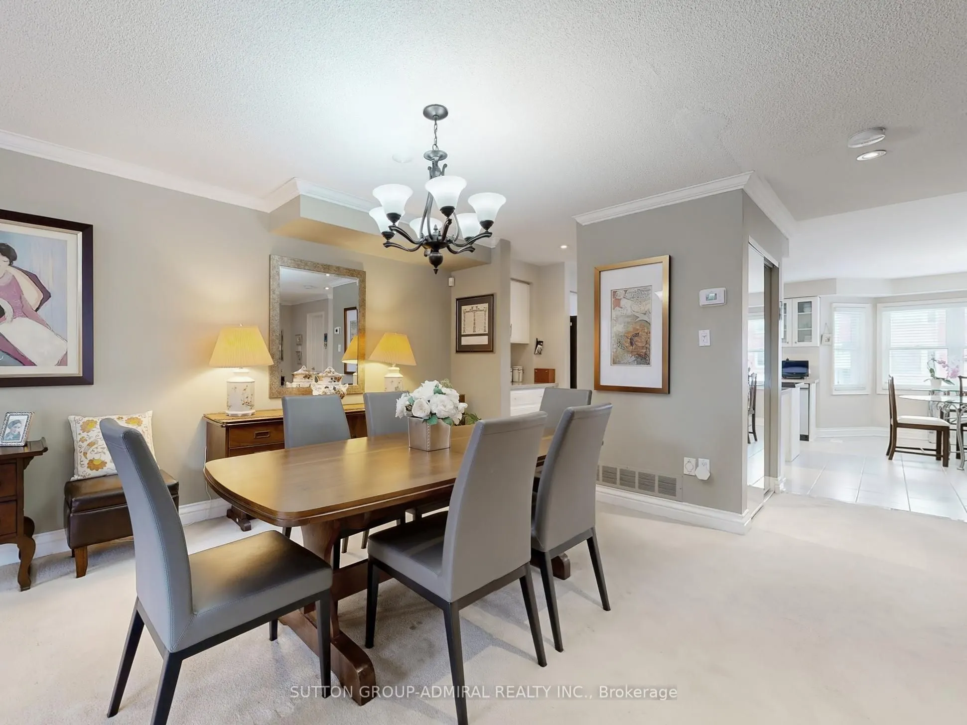 105 Leah Crescent #105