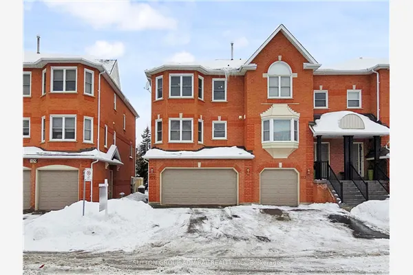 105 Leah Crescent #105