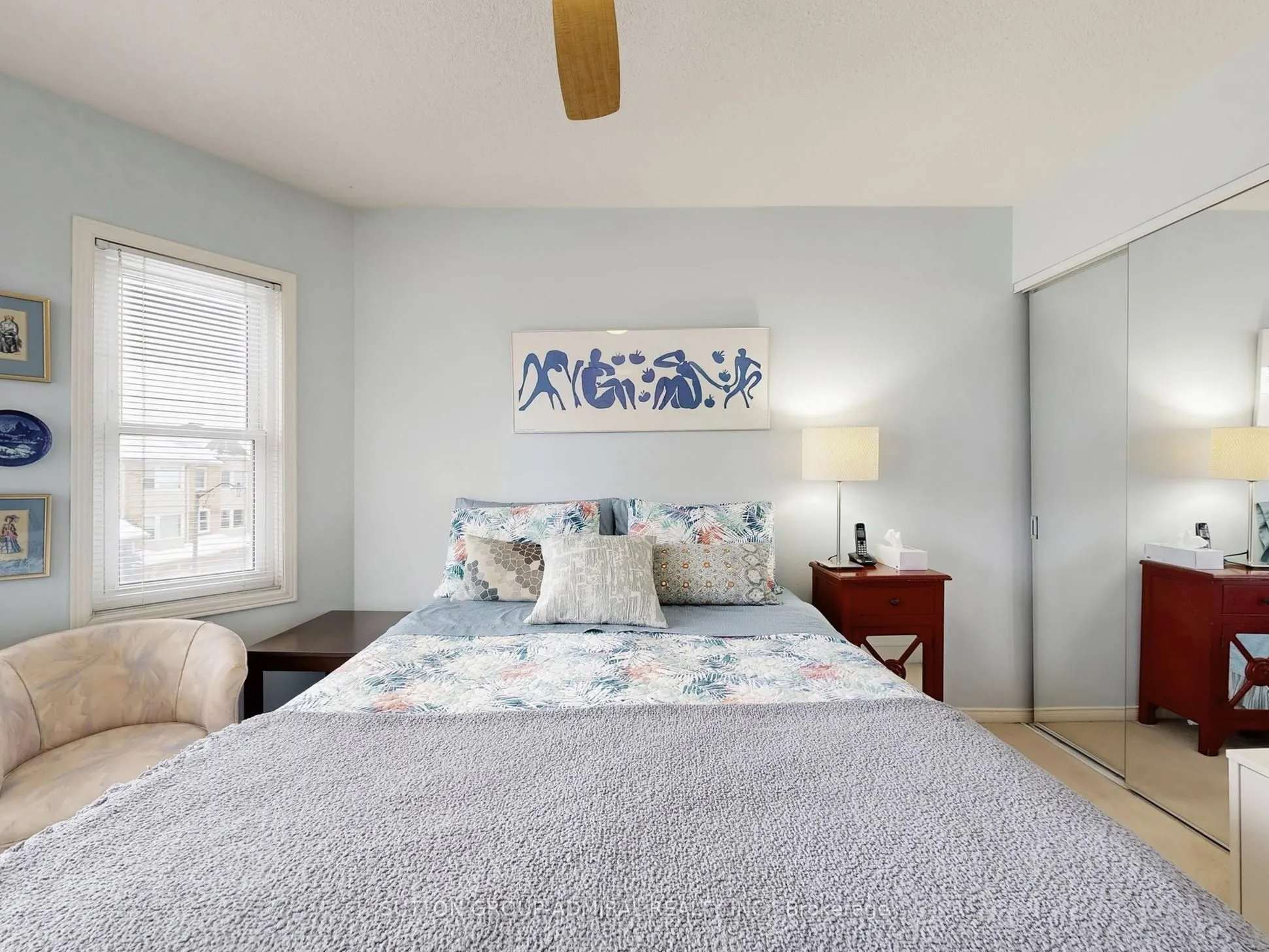 105 Leah Crescent #105