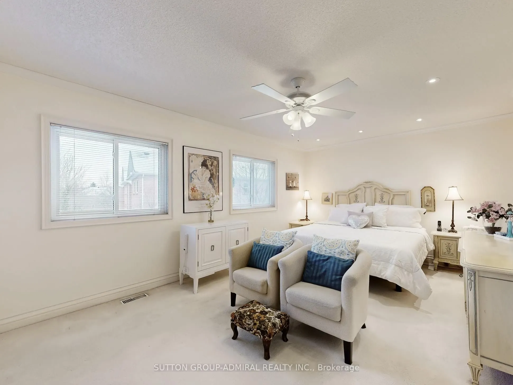 105 Leah Crescent #105