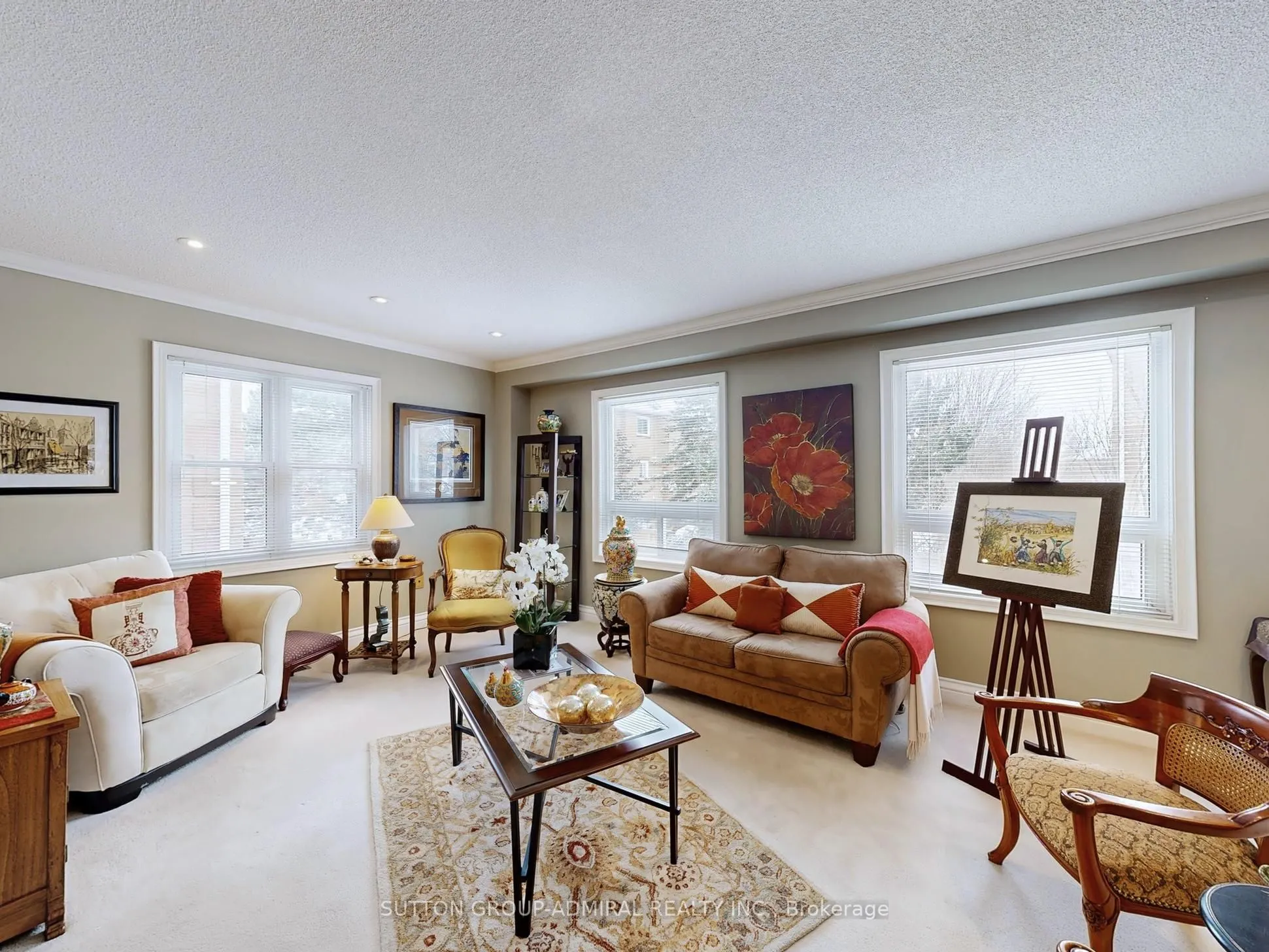 105 Leah Crescent #105