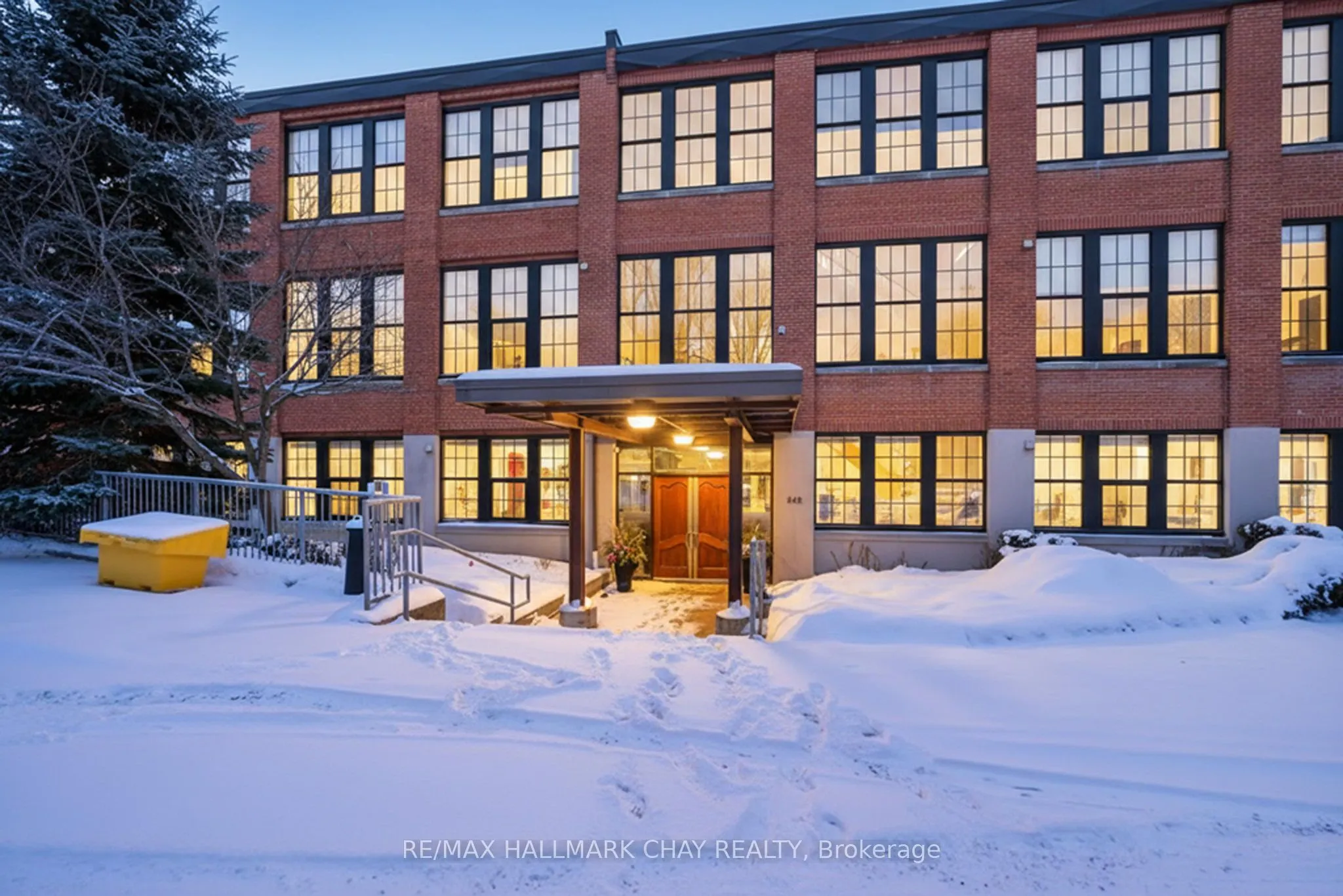 543 Timothy Street #106