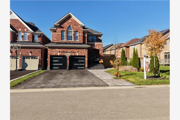 2199 Dawson Crescent