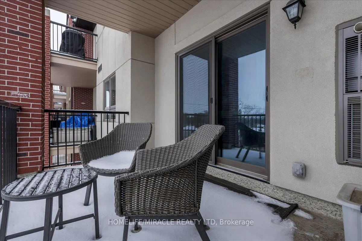 161 Wellington Street E #304
