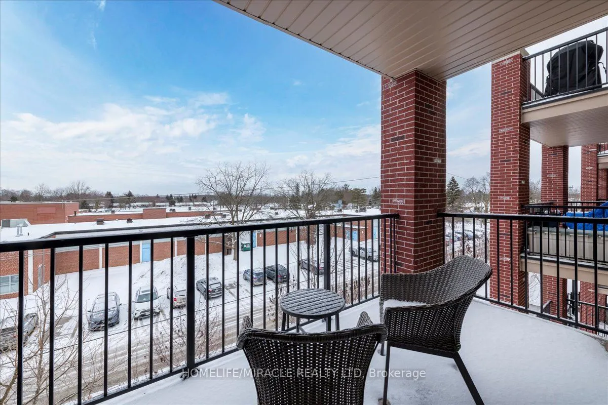 161 Wellington Street E #304