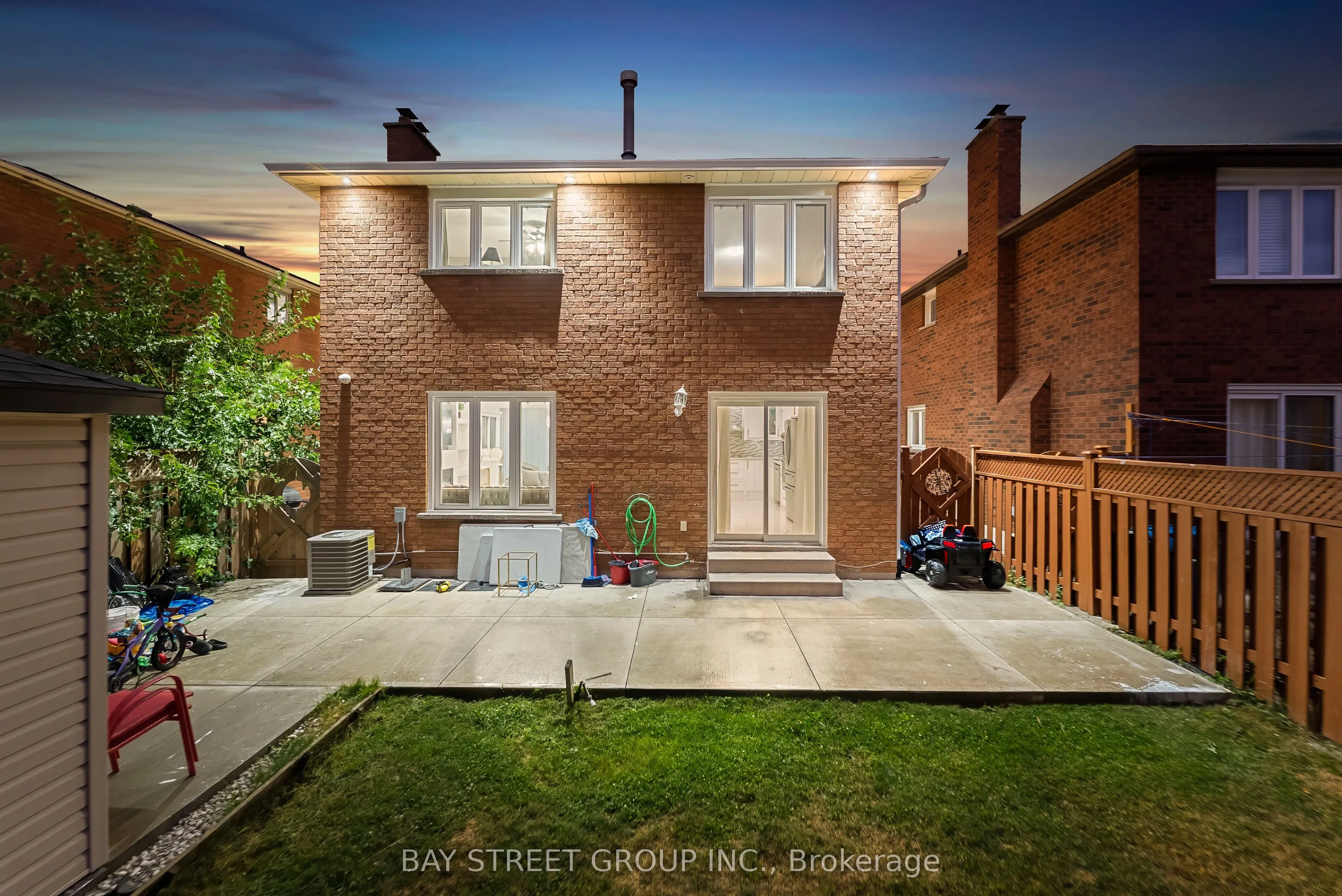 34 Lamp Crescent