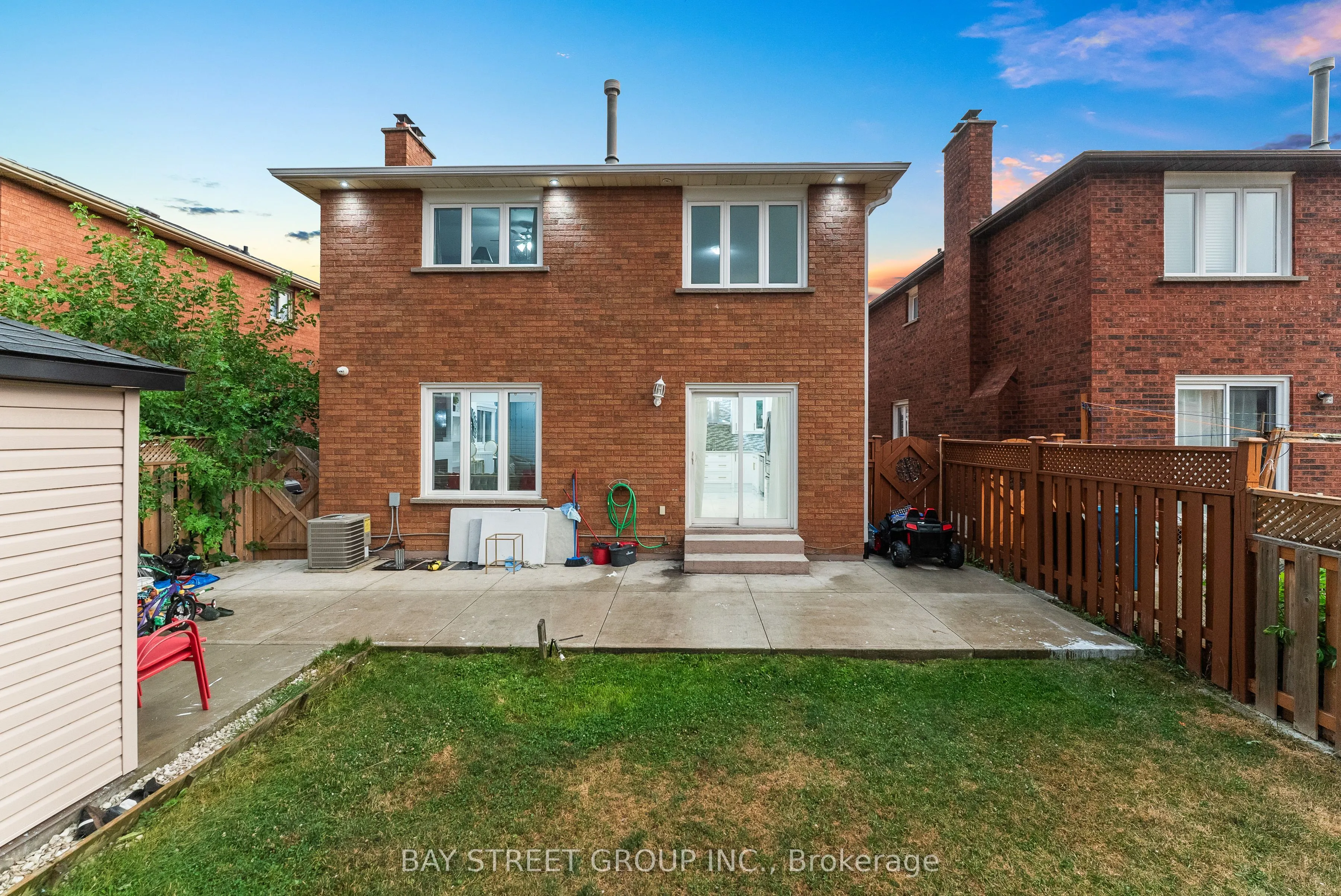 34 Lamp Crescent