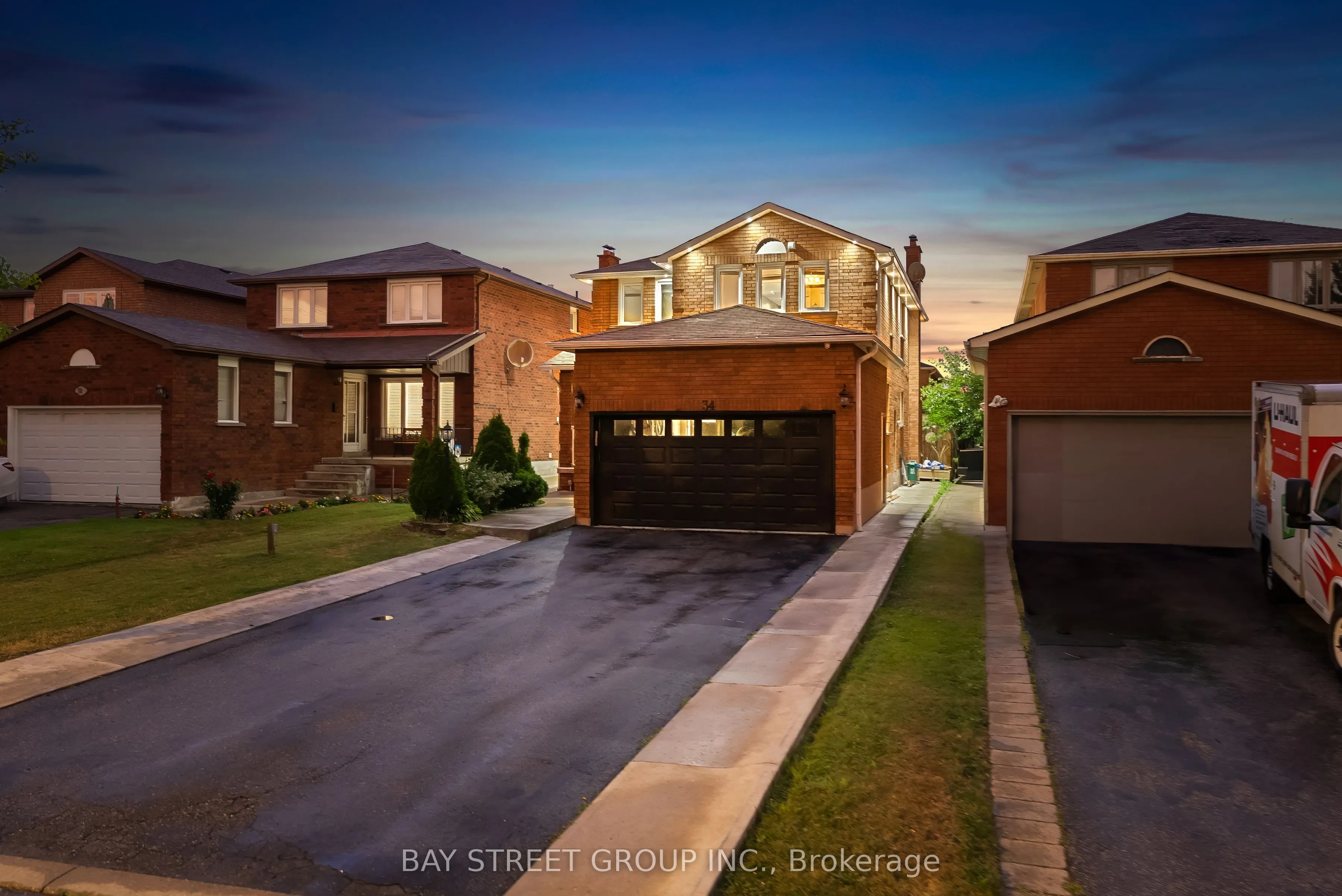 34 Lamp Crescent