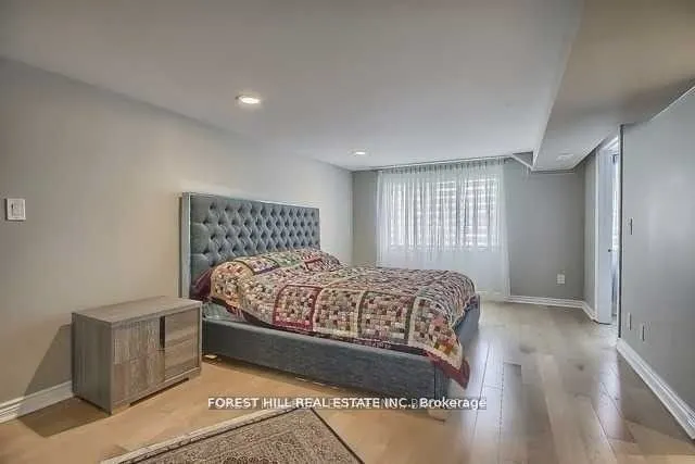 9 Vistaview Boulevard