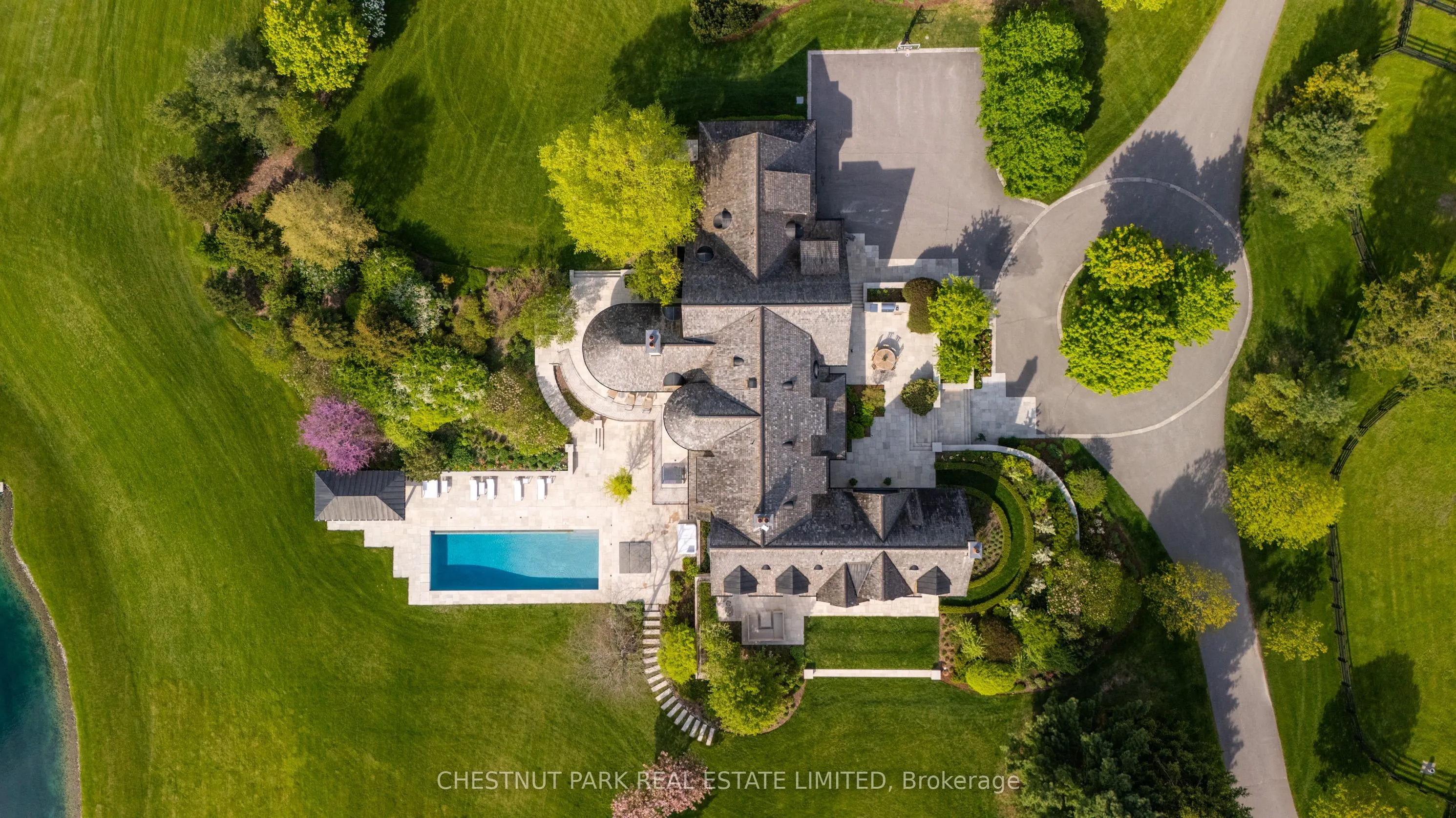 13570 7th Concession Road