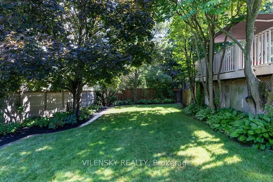 32 Whitfield Court